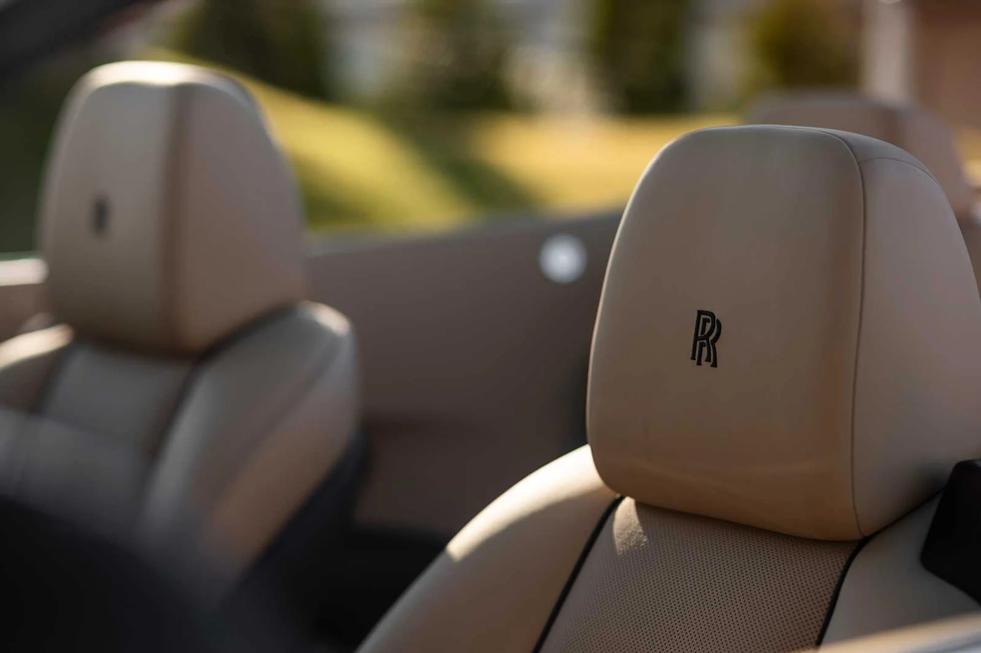 mph032_4201921264_e814ab9eb21ee76814b0b5d2a52e64cax_d3f41dadef