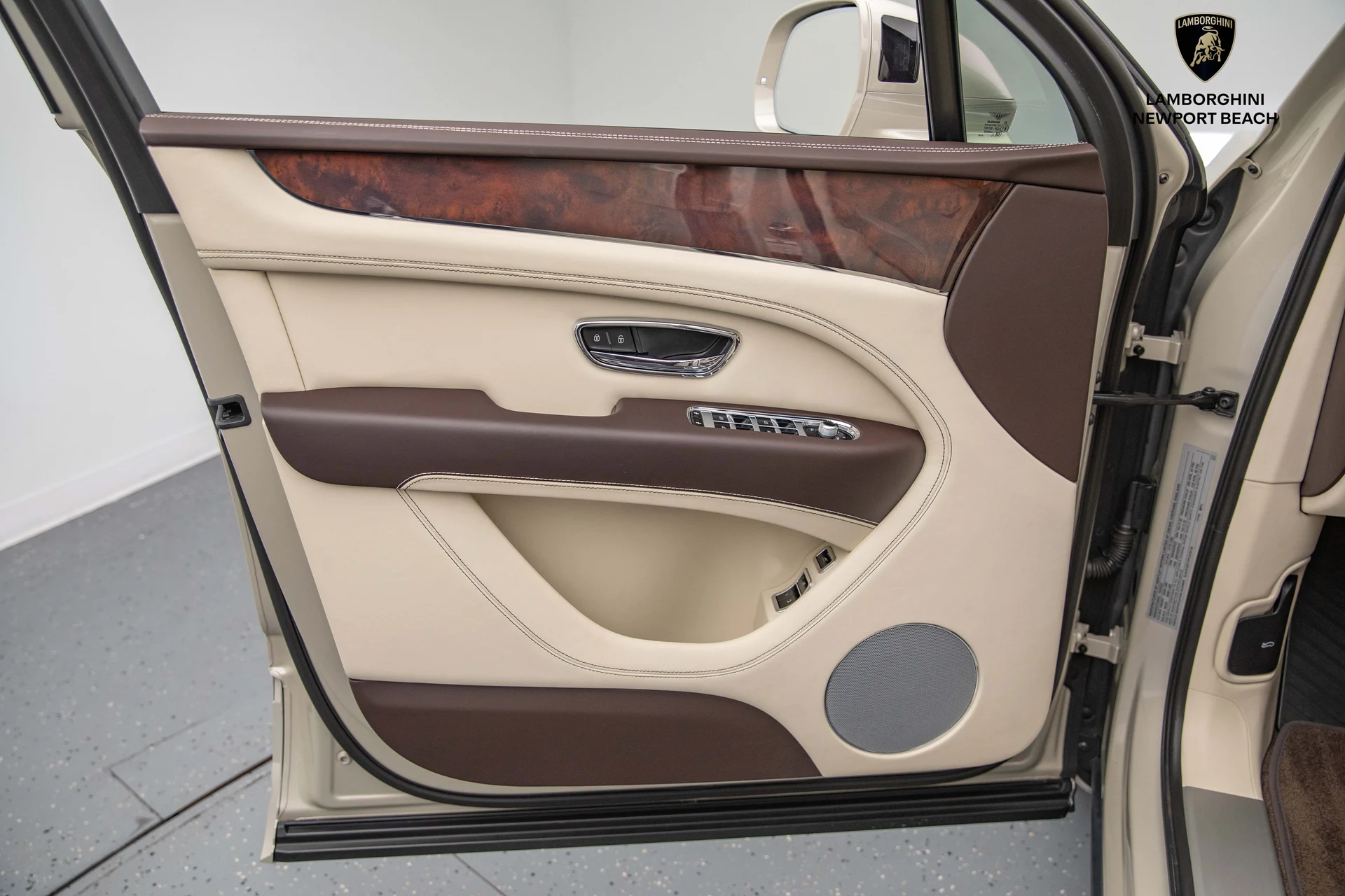 mph032_4205859252_2eed9825e0dfa197609c6d4ad5b178d2_325abb0f78