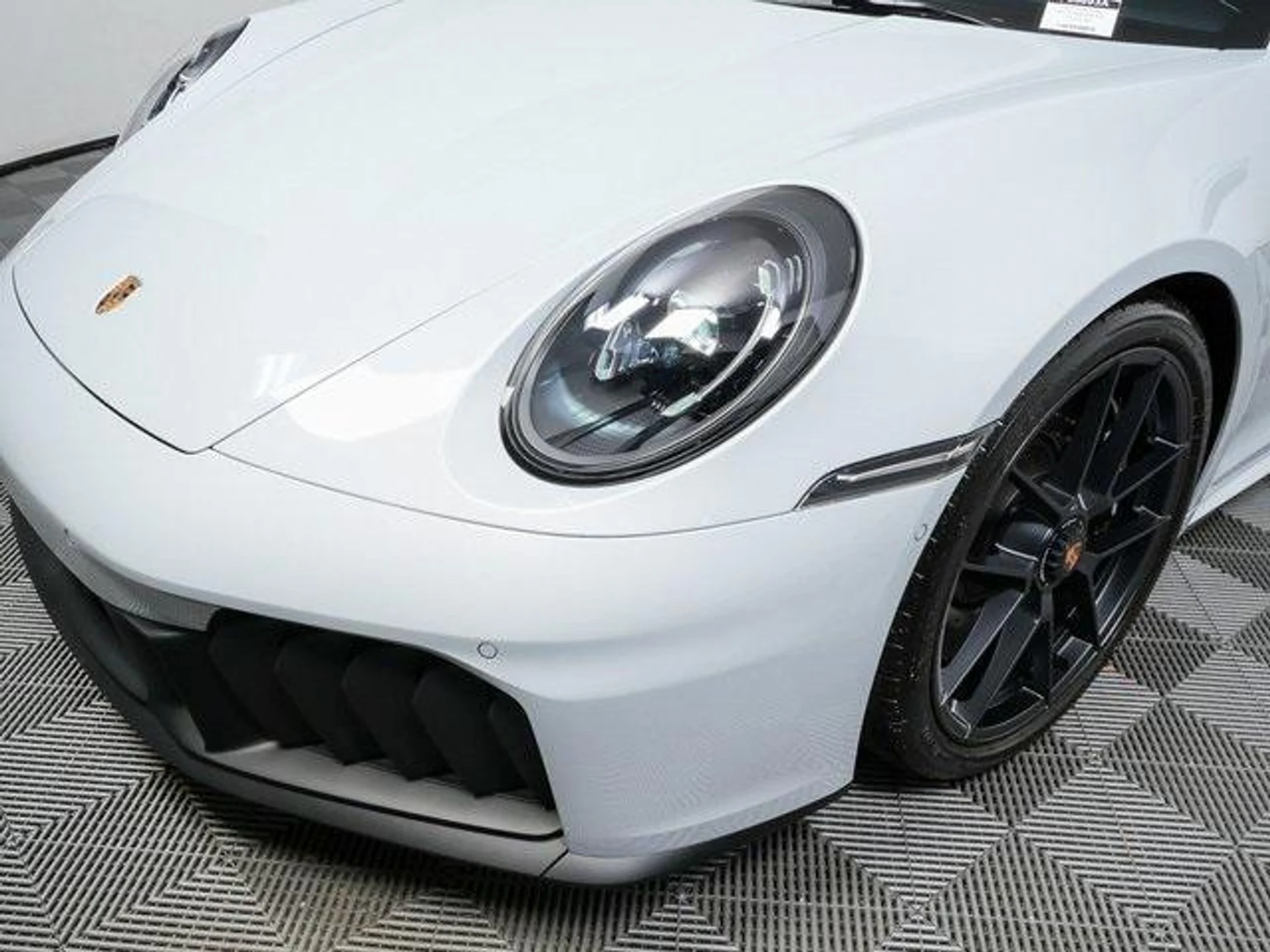 mph032_4209364995_WXEPP_Otkd_A_r_Xw_DU_Rrs_DO_J_Gjg_e68c2ff93f