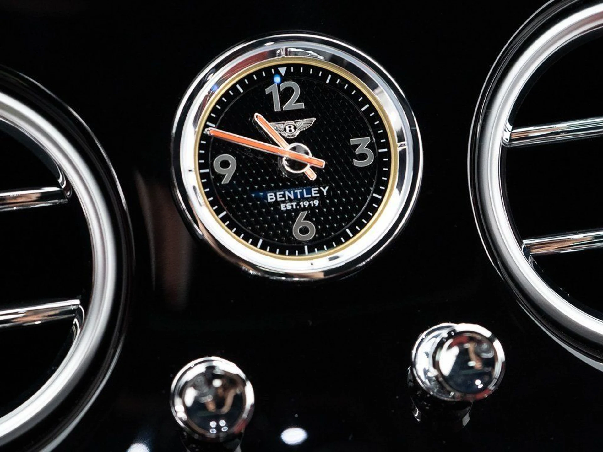 mph032_4213224434_e2435a0eb7e1bb6ad8111e47d2d7324a_04bf479e89