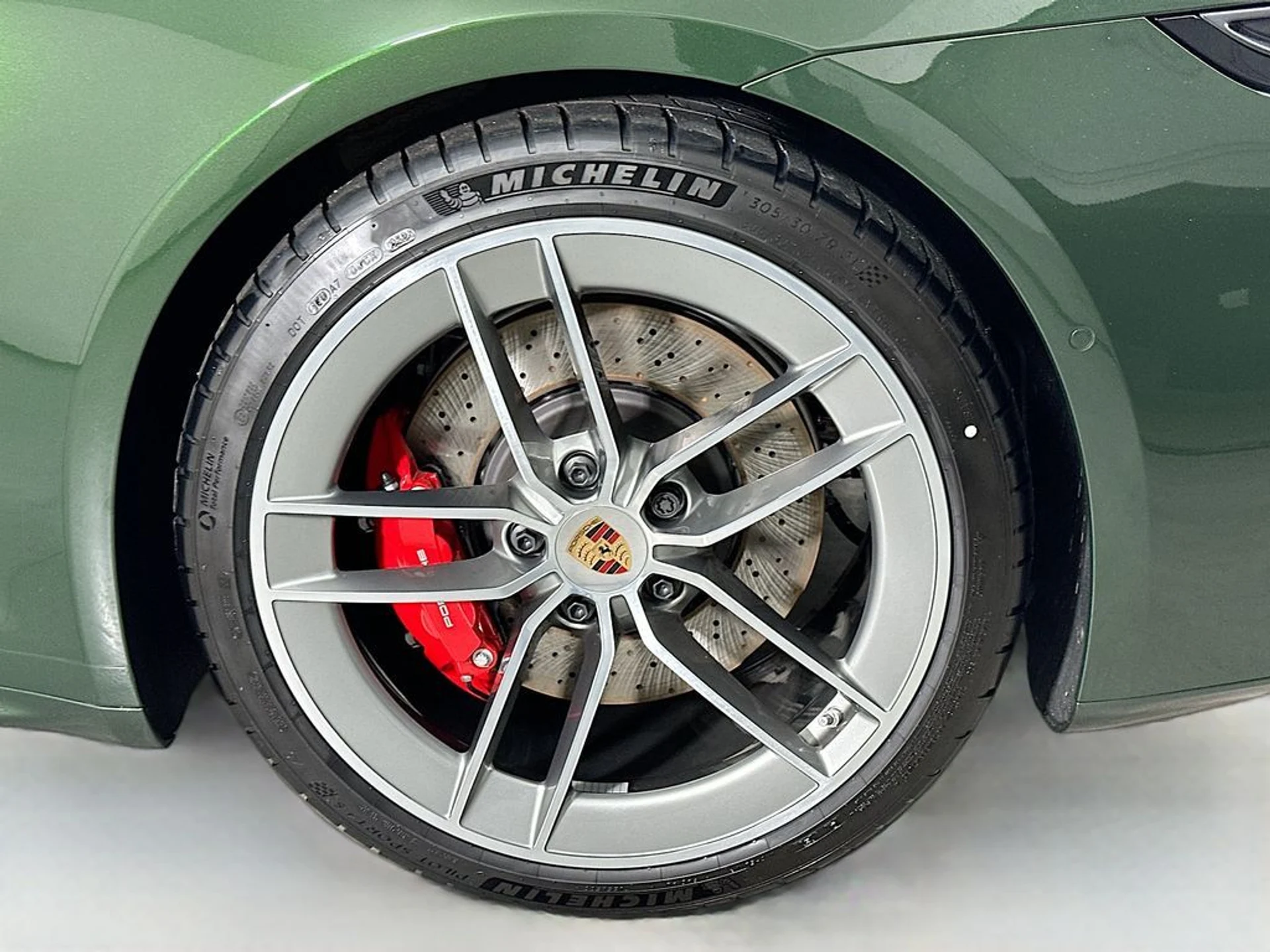 mph032_4221497732_b33e6e10f610882b0e5165a7895fe677x_1551ed51e9