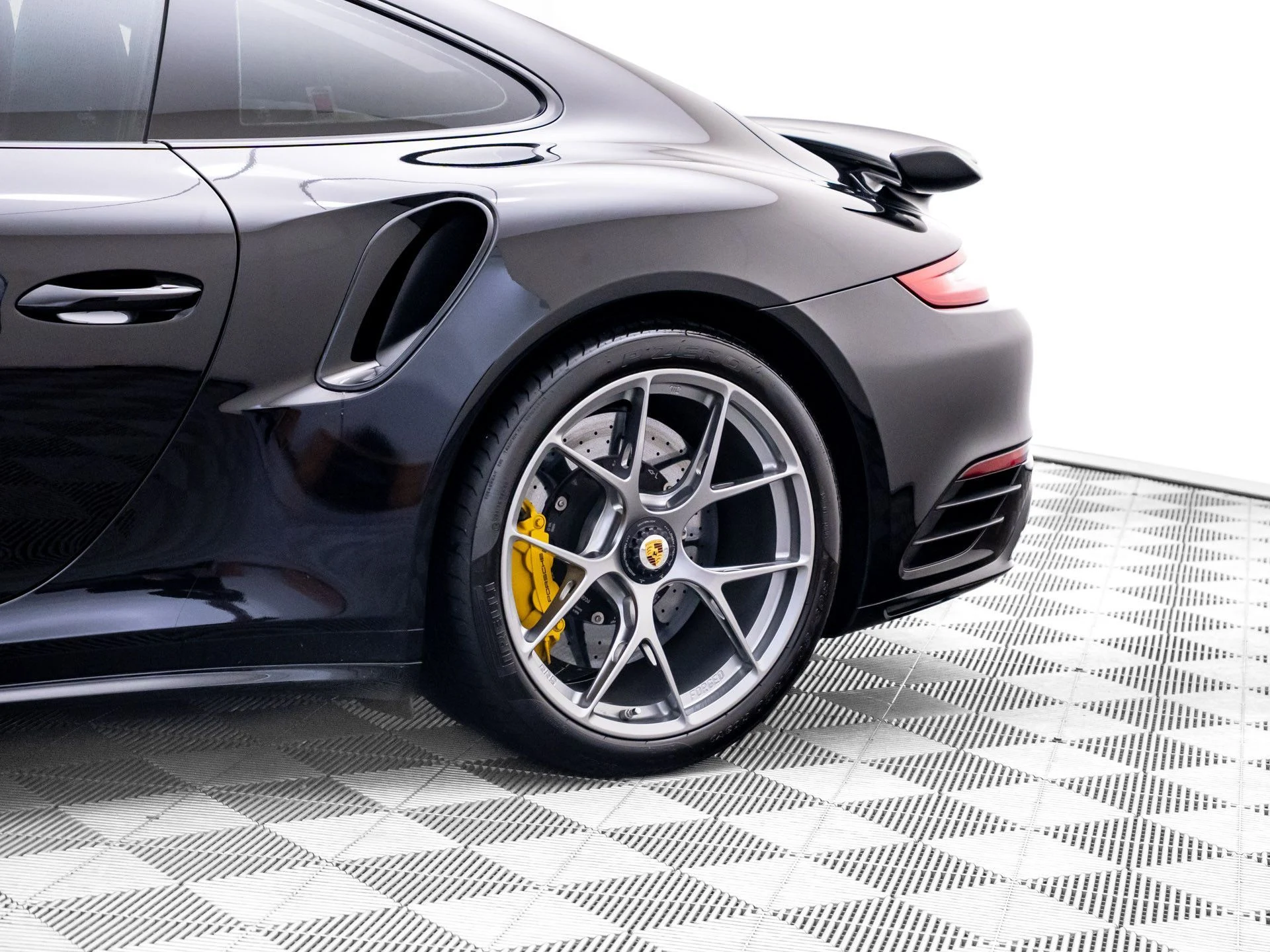 mph032_4236968451_e8a97a29e41bde0a799e355d9192f167x_0e2a8f84e4