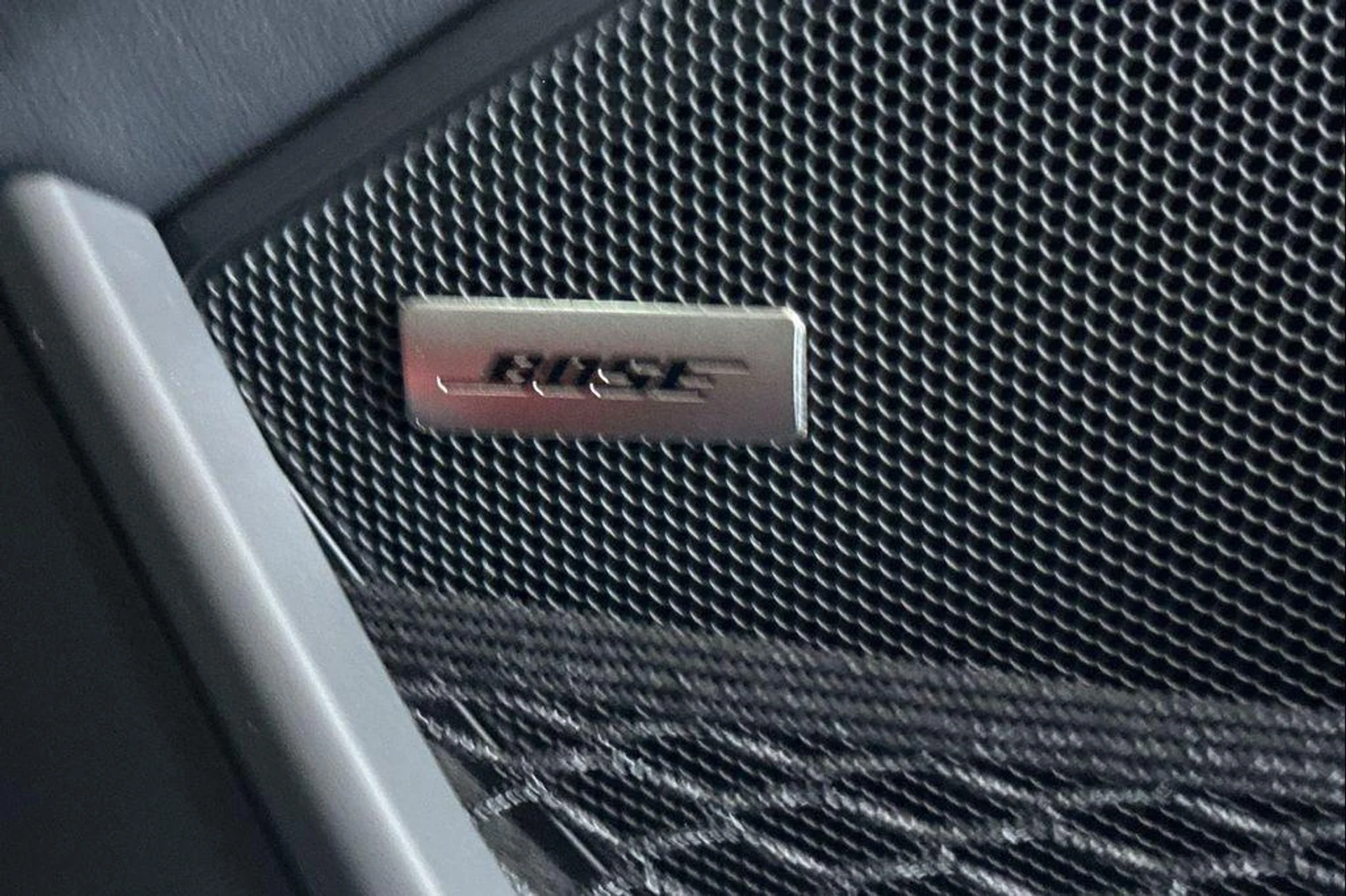 mph032_4249362724_Ow8_Qgc_N3_Sy_M9_Lqwd5i_D2_GW_Ht_RMM_f84418d97a