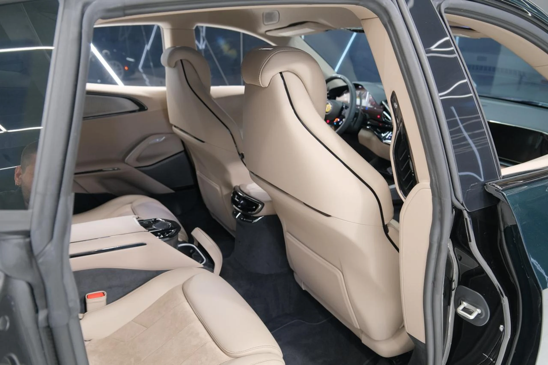 mph032_4260970445_b0aafe5de5fa40485a2e4ed06fce248c_ce49fff86c