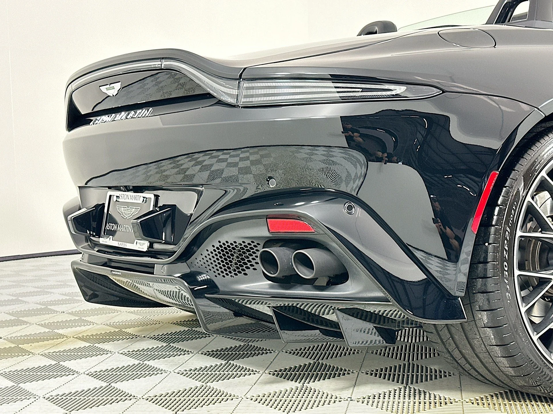 mph032_4269263665_33_9ae36e6ca2