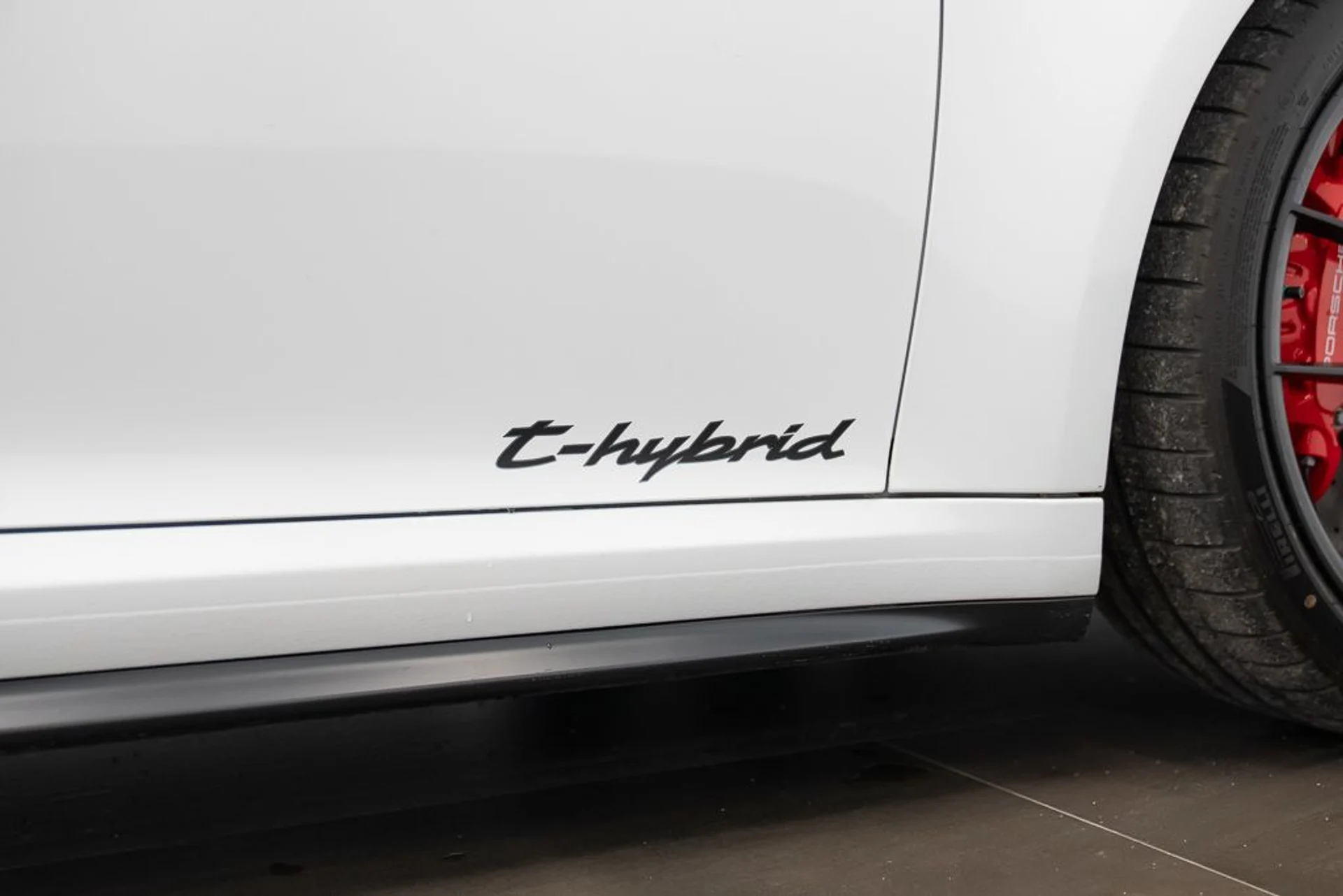 mph032_4276064087_porsche_911_2026_jpg_v_1775165756_76445459ab