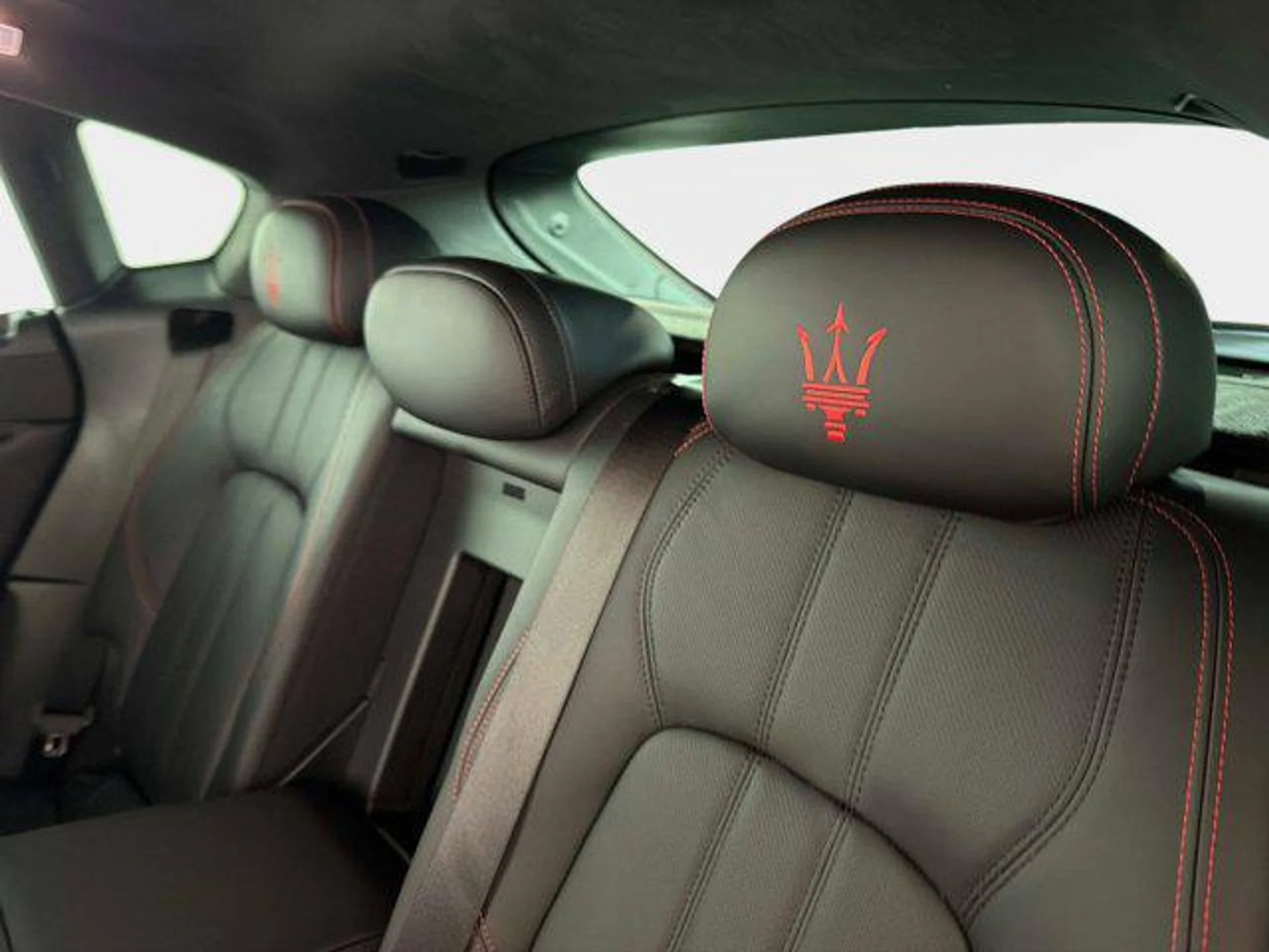 mph032_4277438006_D6ysw0ap_E9_Rnokkcylg_Pl_M_Vz_G_k_1aa00543df