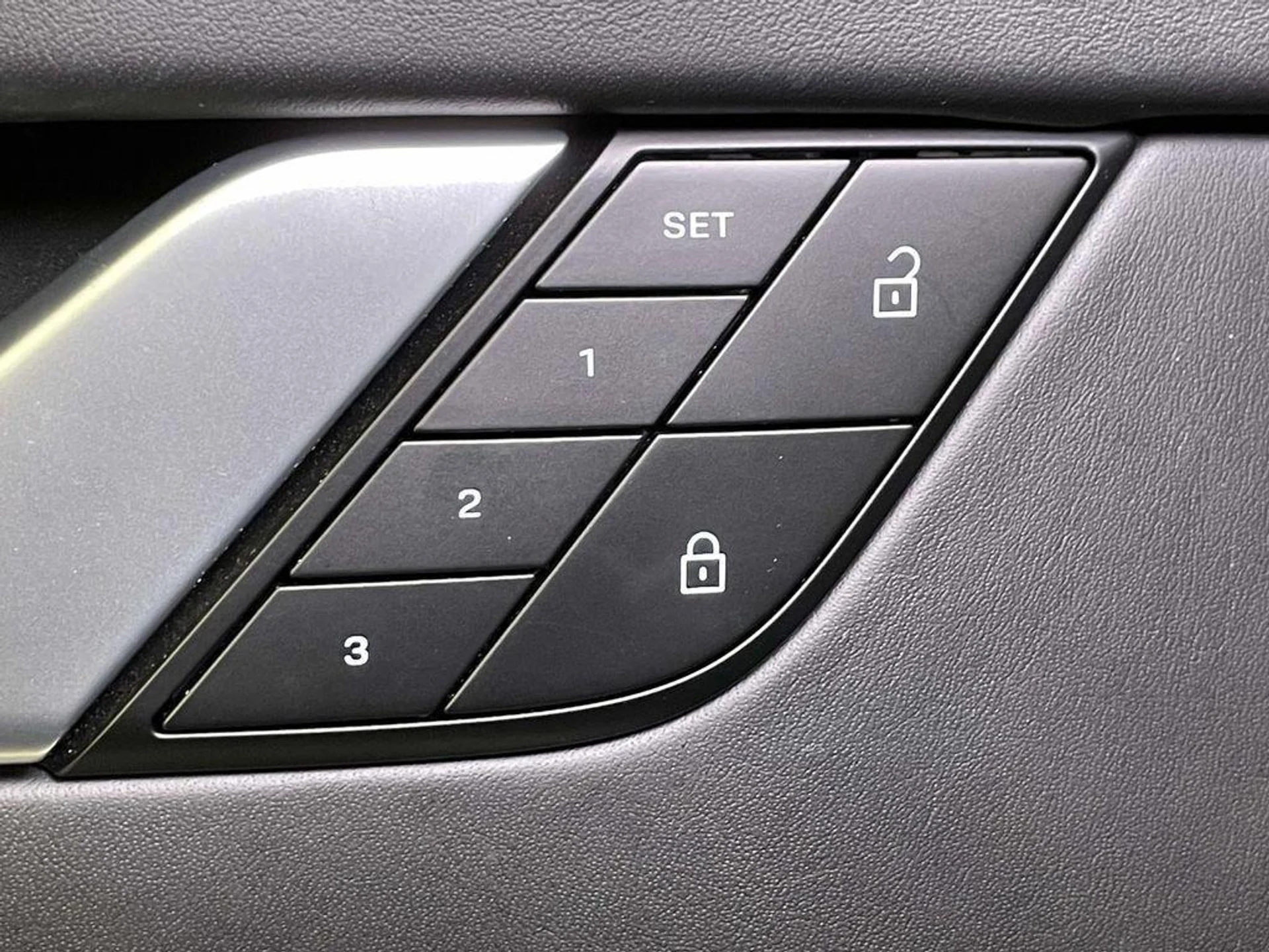 mph032_4288191057_Brme_Xkjk_AX_Hu0_Rq_S_Tu9_U_Wwpwk_Y_81414cb360