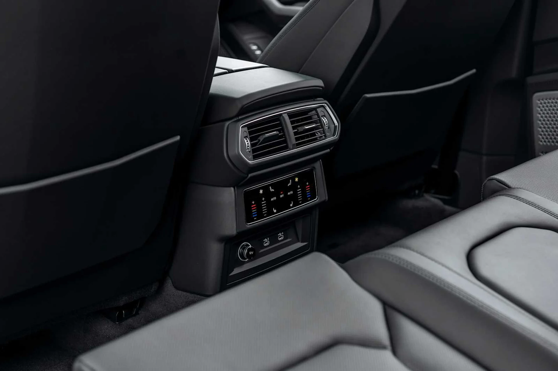 mph032_4290112842_c2c06e40581c27a52c64db79d52ec2aax_a23d95b8e0