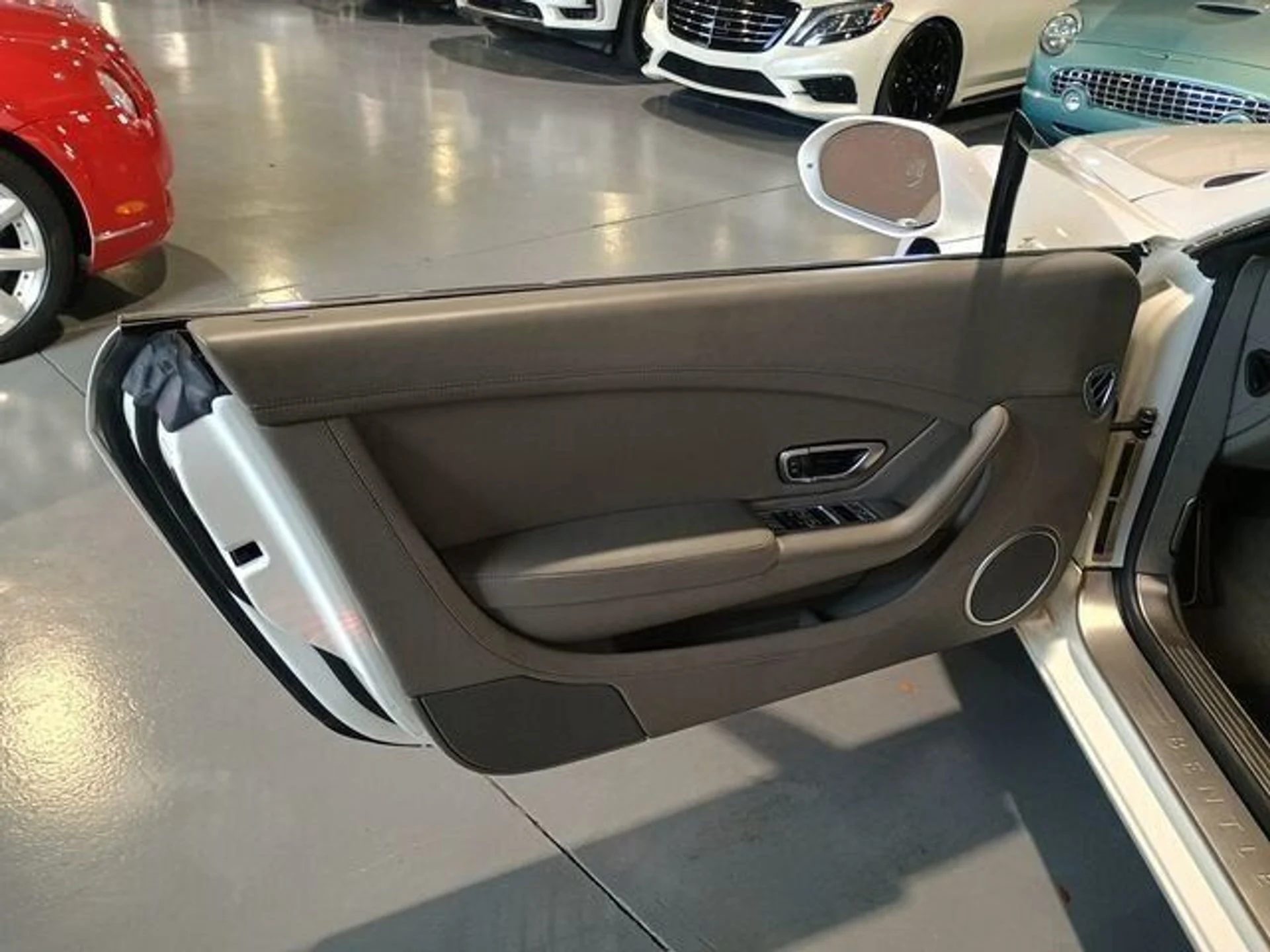 mph032_431550999_531ceb6dea_640_534e1886f4