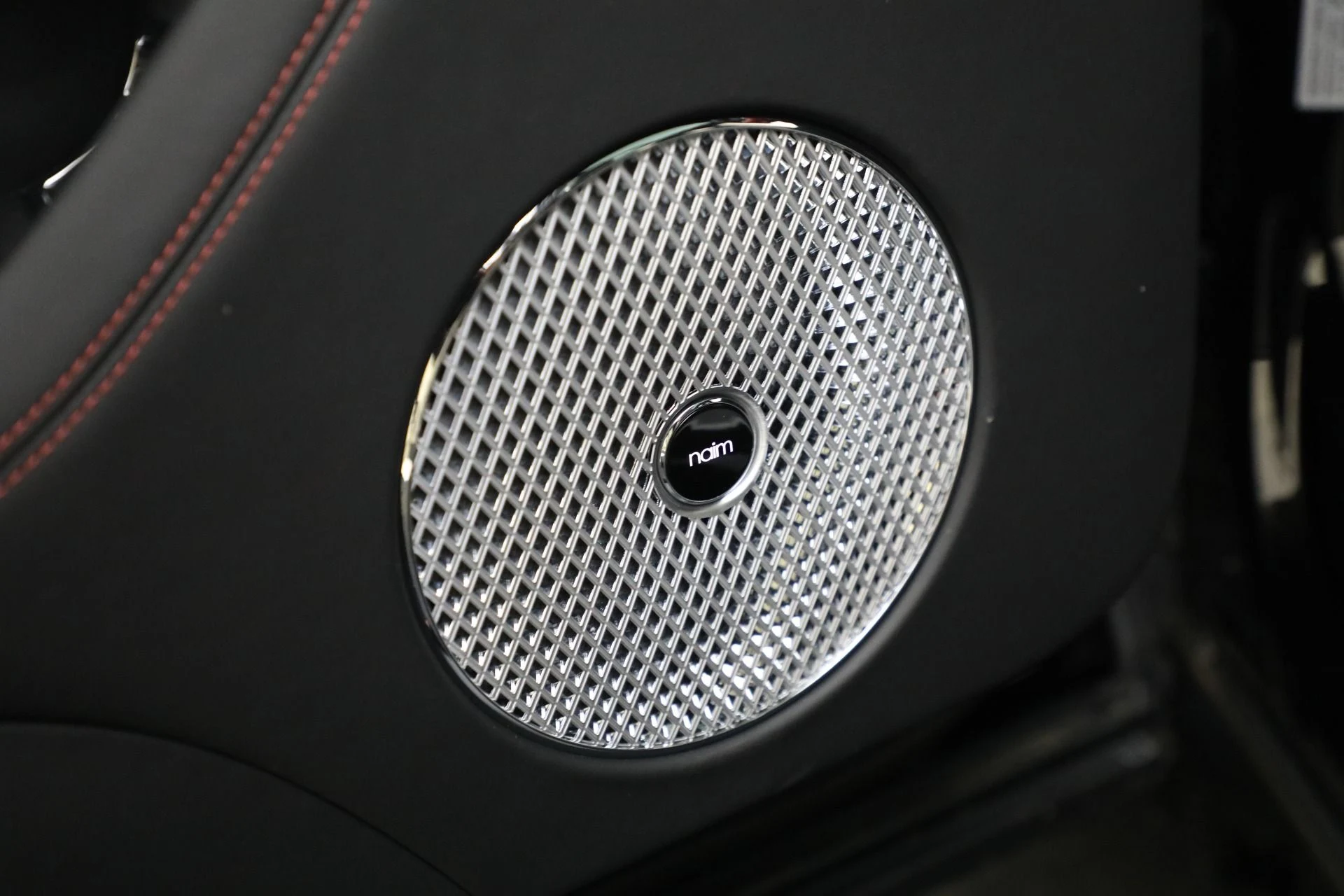 mph032_431818092_Used_2024_Bentley_Bentayga_V8_6920053180
