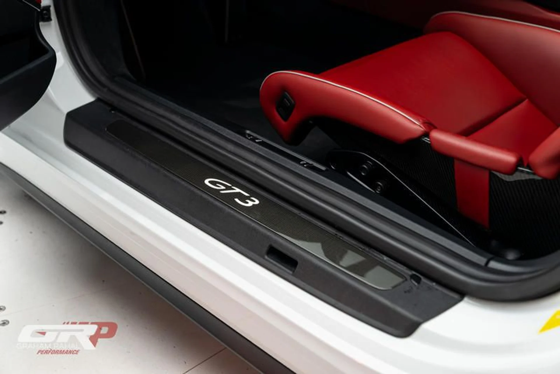 mph032_435715616_32285_D4_D_EB_11_4_CCF_B4_BF_17_F01_A4_C6676_92407b7d00