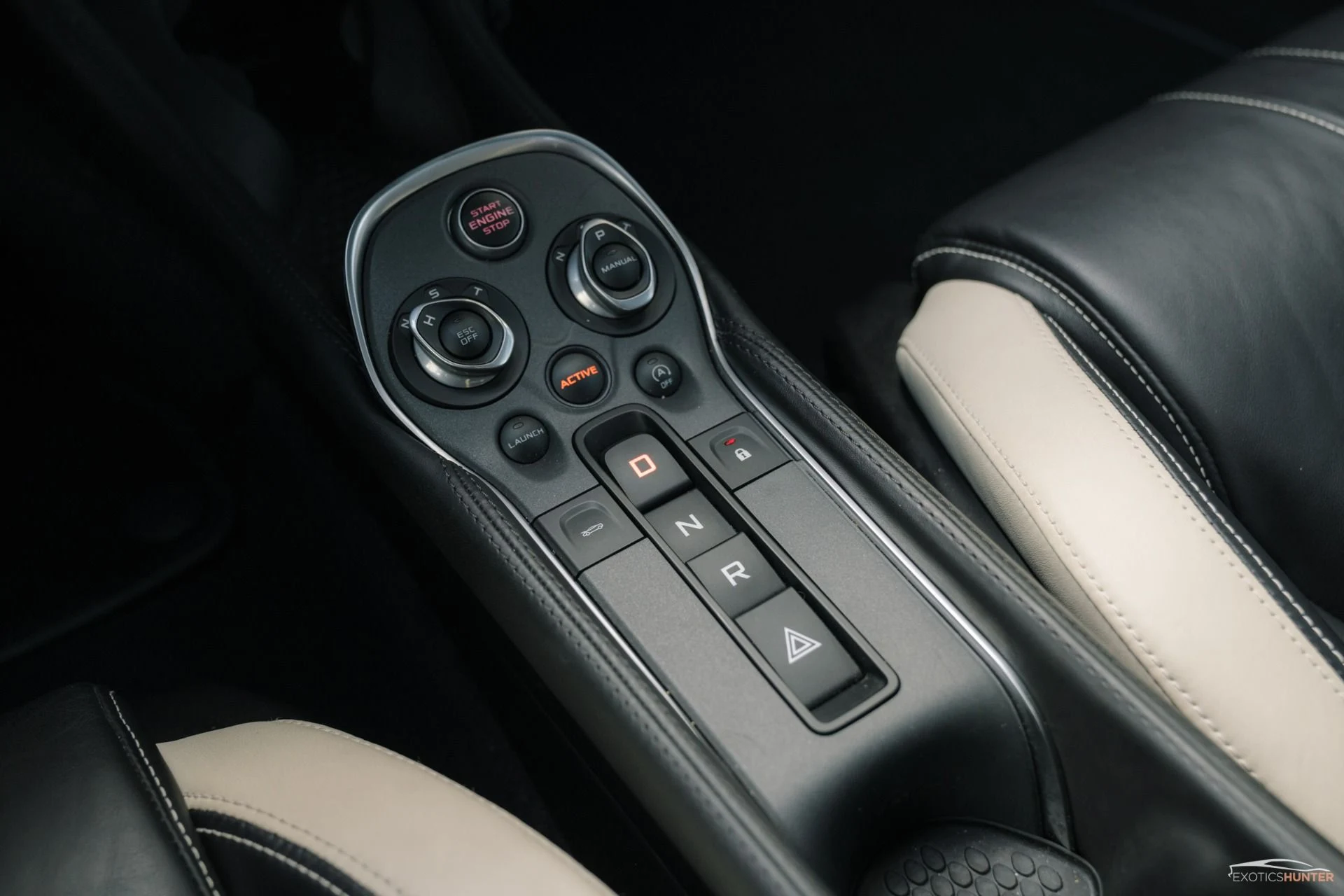 mph032_437561814_Used_2016_Mc_Laren_570_S_in_Blade_Silver_w_Exterior_Carbon_1761343692_844aeda991