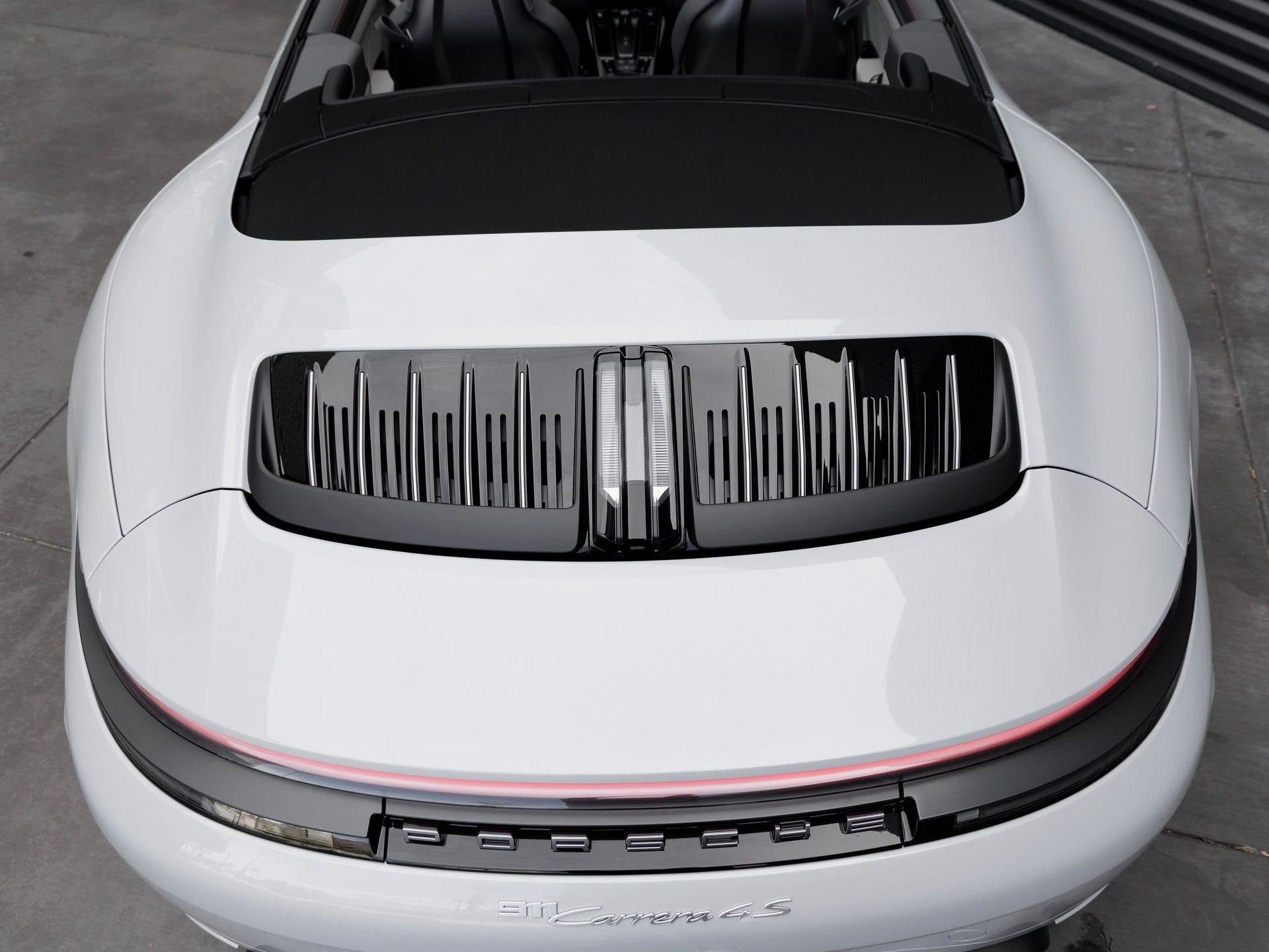 mph032_443409358_33_18d6f3e622