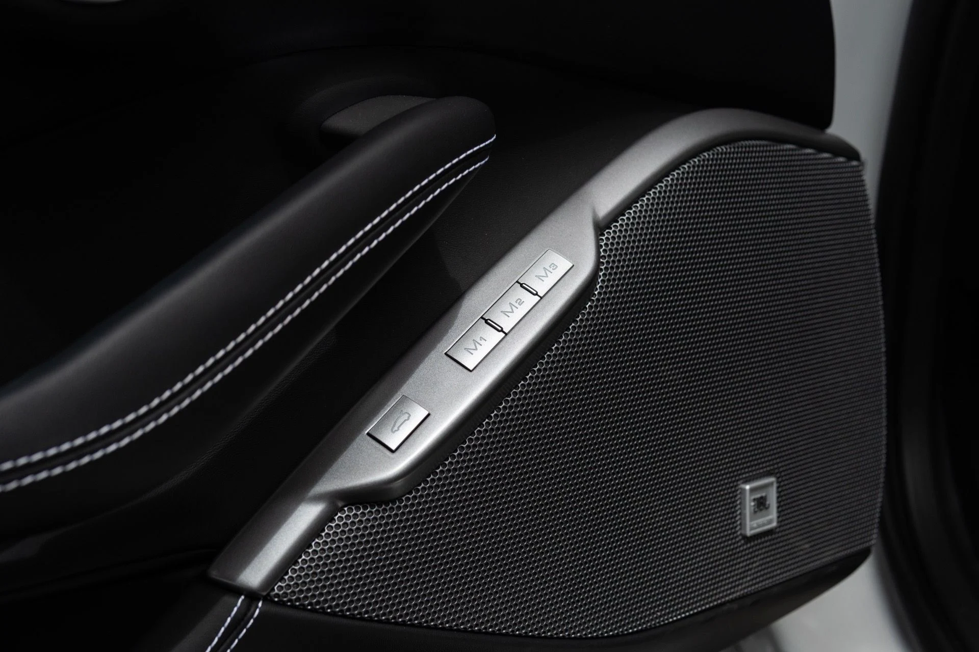 mph032_452086732_Used_2023_Ferrari_Portofino_M_1775657761_963c51ea41