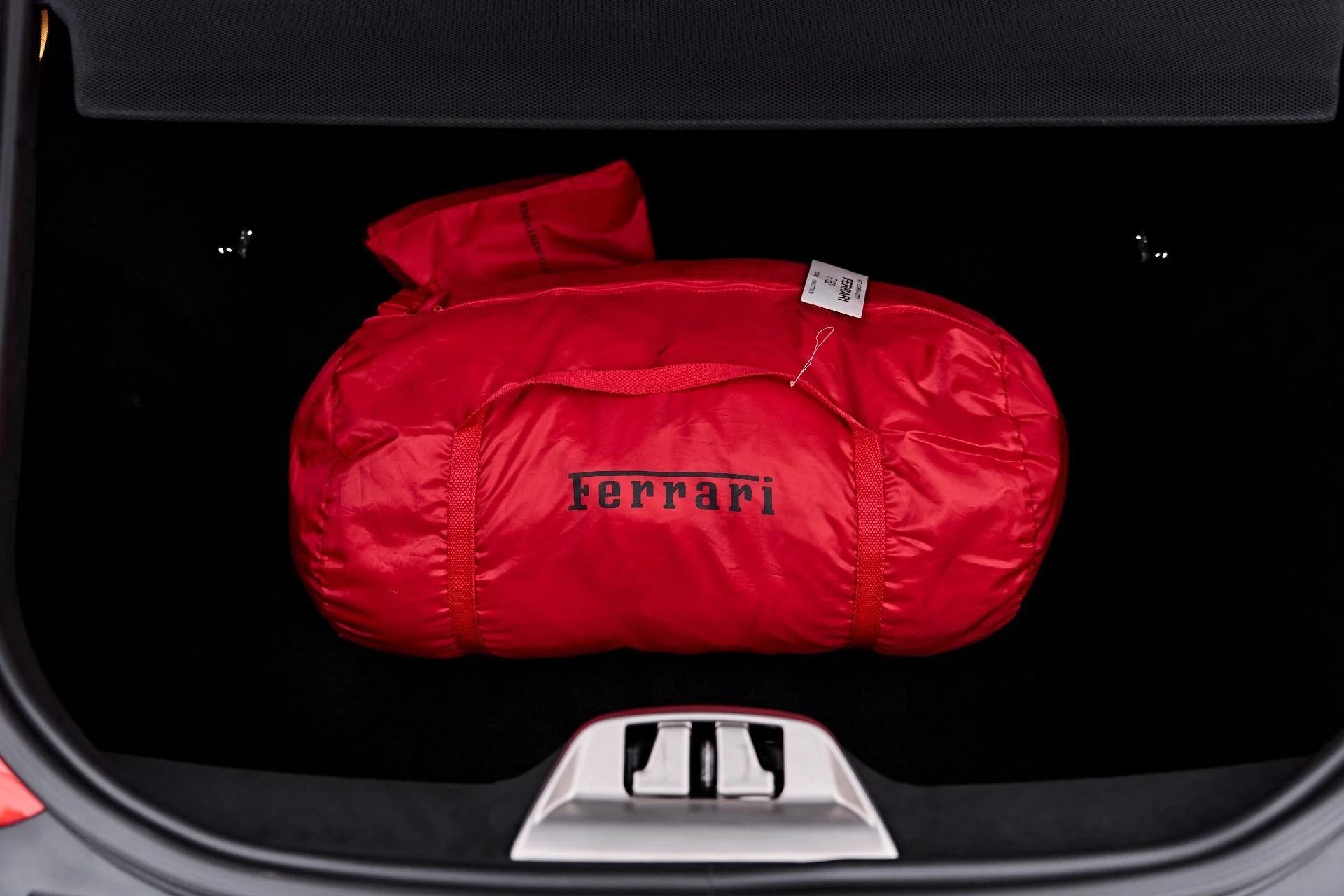 mph032_45359955_Used_2016_Ferrari_F12_Berlinetta_1790987462_1846b19914