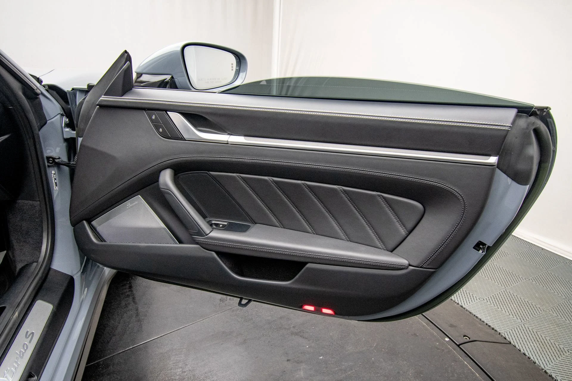 mph032_456099323_92ca92fc500e4b858dc520c67e1c0ede_d256d03601