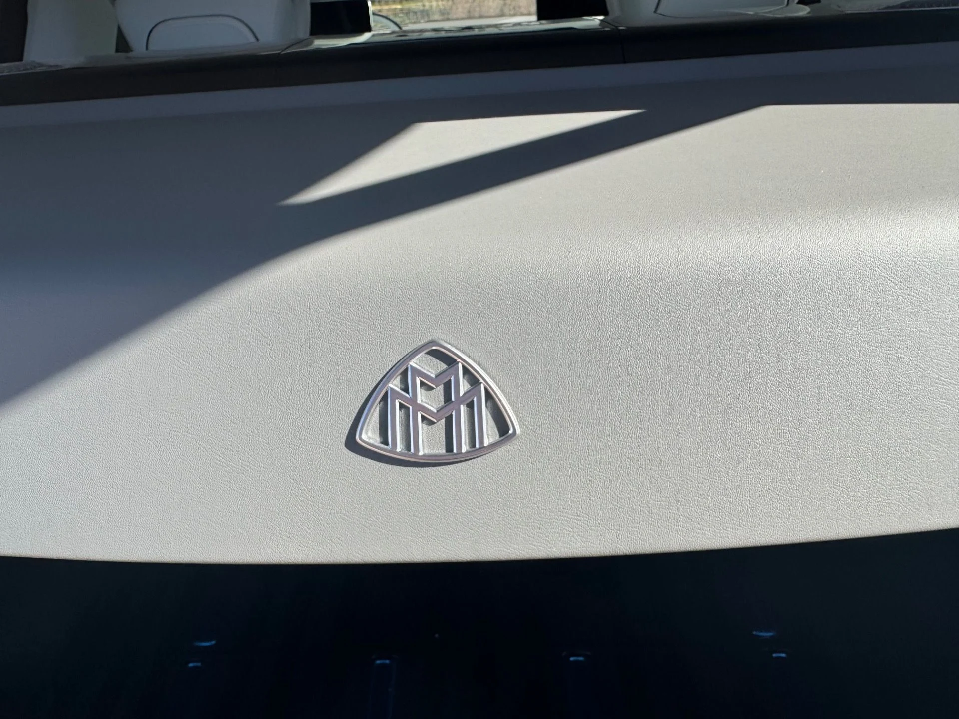 mph032_462199263_Used_2024_Mercedes_Benz_GLS_Mercedes_Maybach_GLS_600_4_MATIC_1767127241_3e7eb81cd9