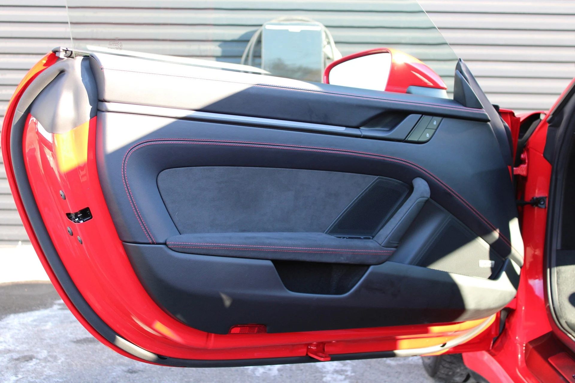 mph032_46324170_64721bff32012238c0af38f60be6e556x_3523835abf