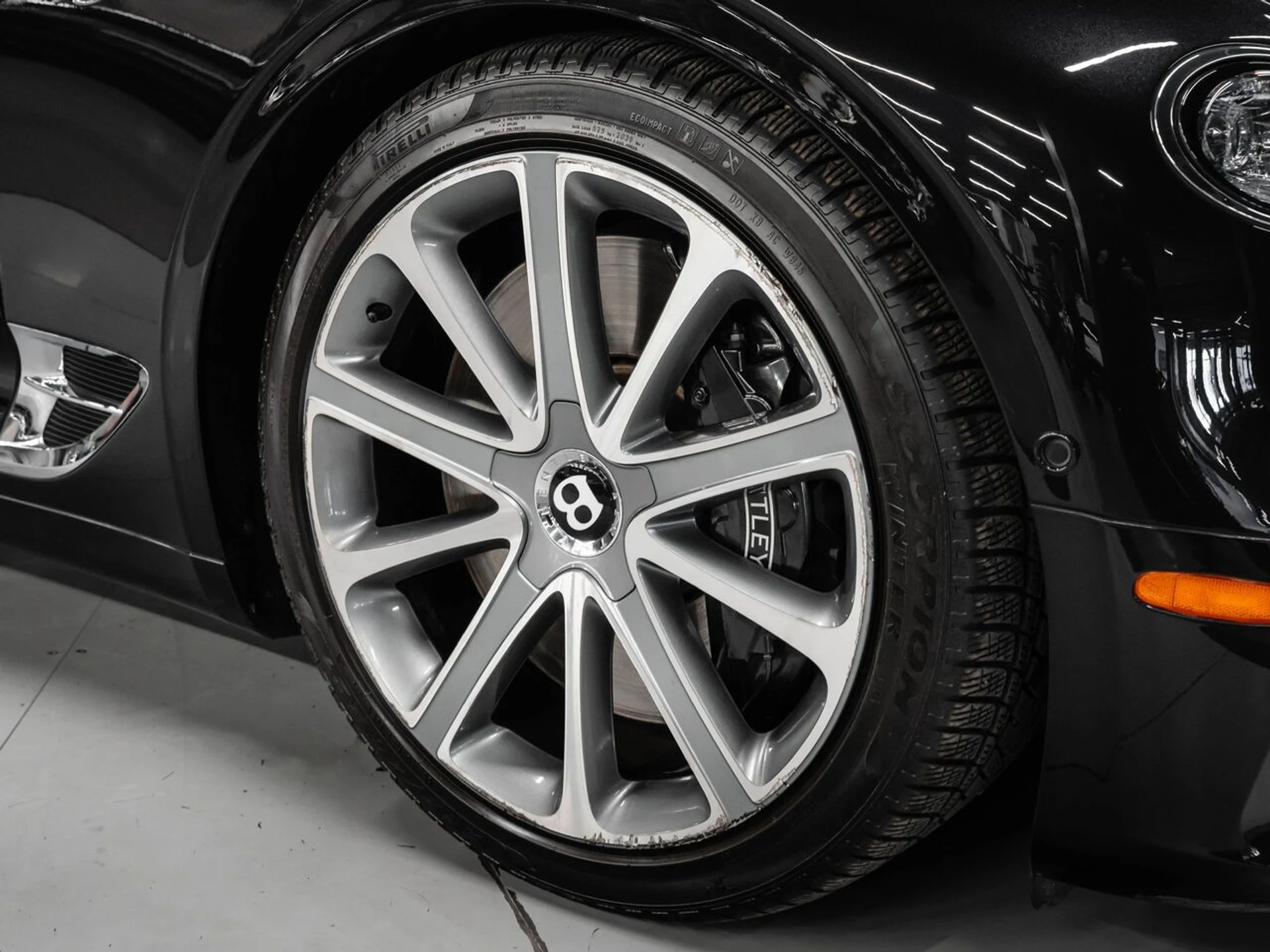mph032_478288343_bentley_continental_2022_65ee7f9eb0