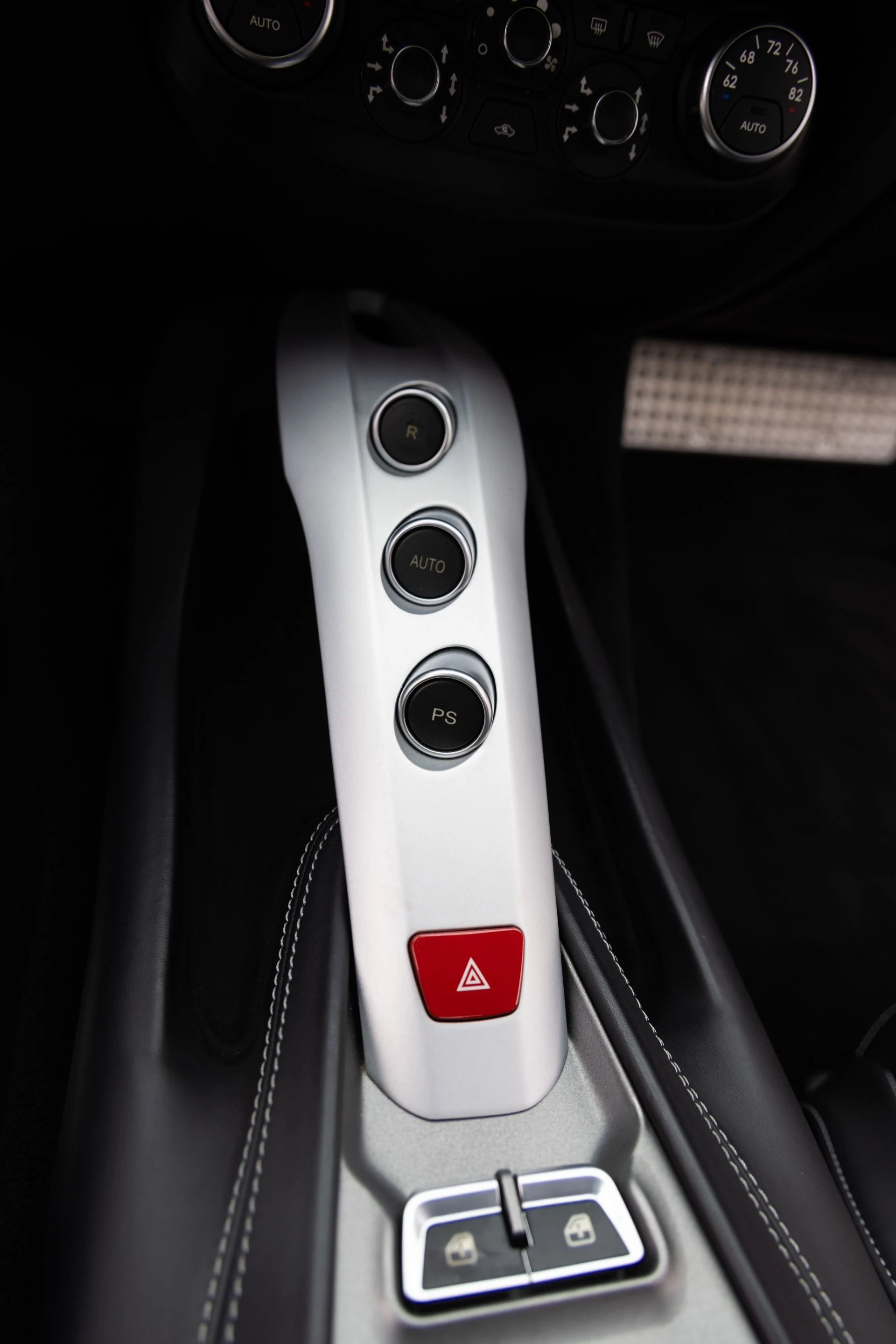 mph032_488383341_Used_2014_Ferrari_F12berlinetta_1761682379_e1cb9fe8f9