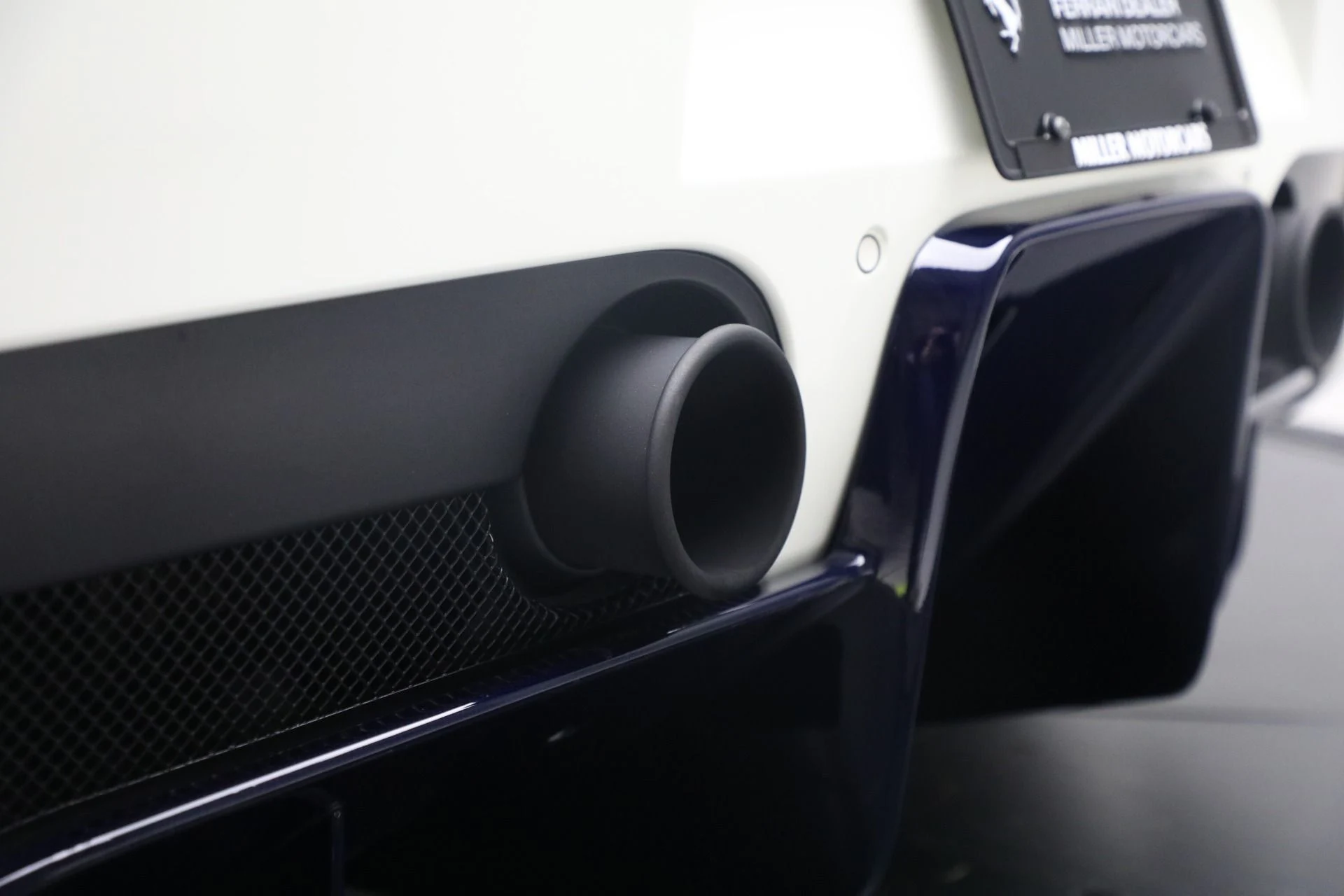 mph032_493289535_Used_2015_Ferrari_458_Speciale_1738699258_92e599a21f