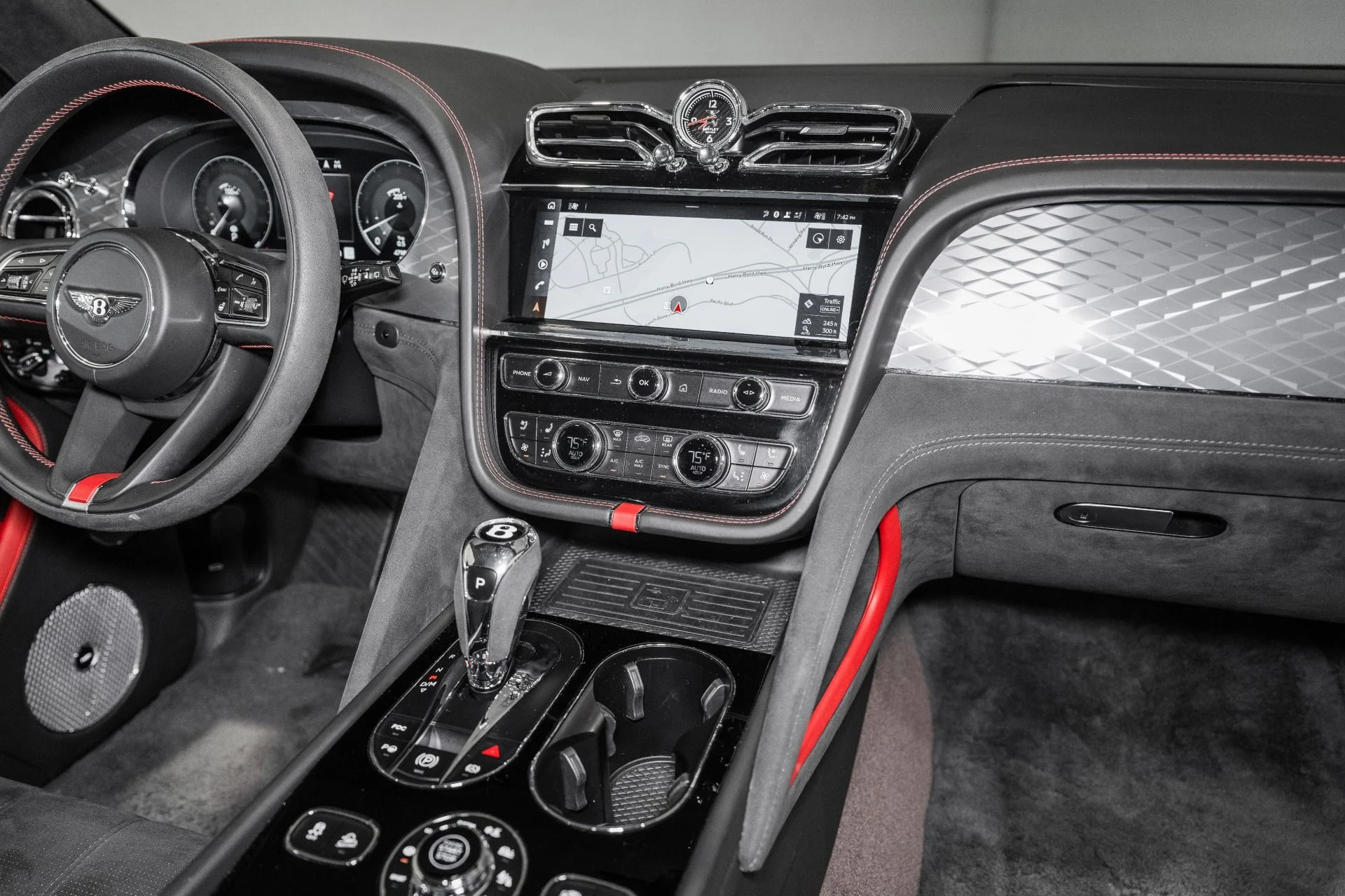 mph032_5052170_Used_2022_Bentley_Bentayga_Speed_1790432047_bed238ad6b