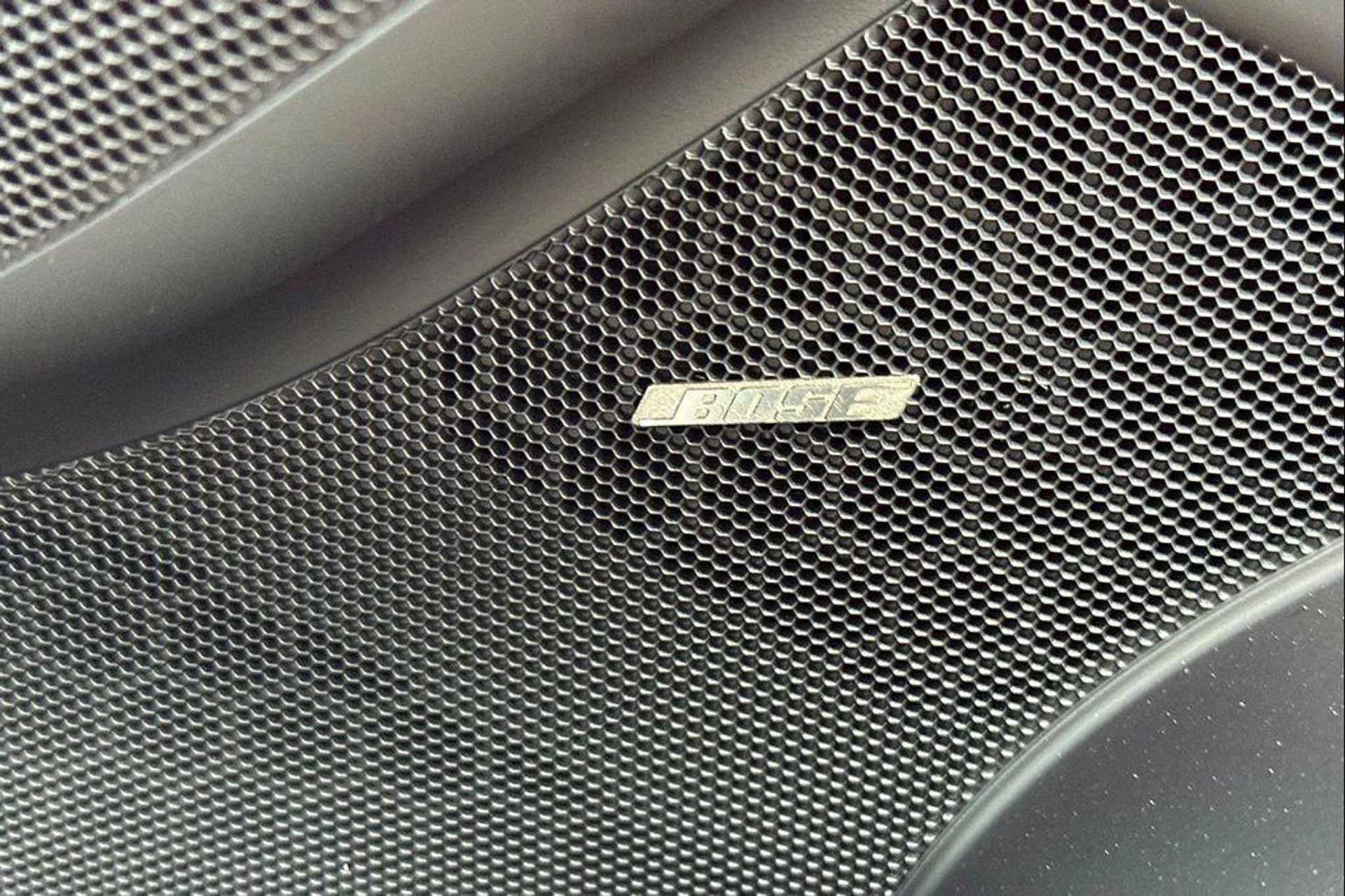 mph032_509182027_m_H_Nk_Rw_LYK_Yl76l_KJ_Pd_Dik_Q3_PY_3fe59090ff