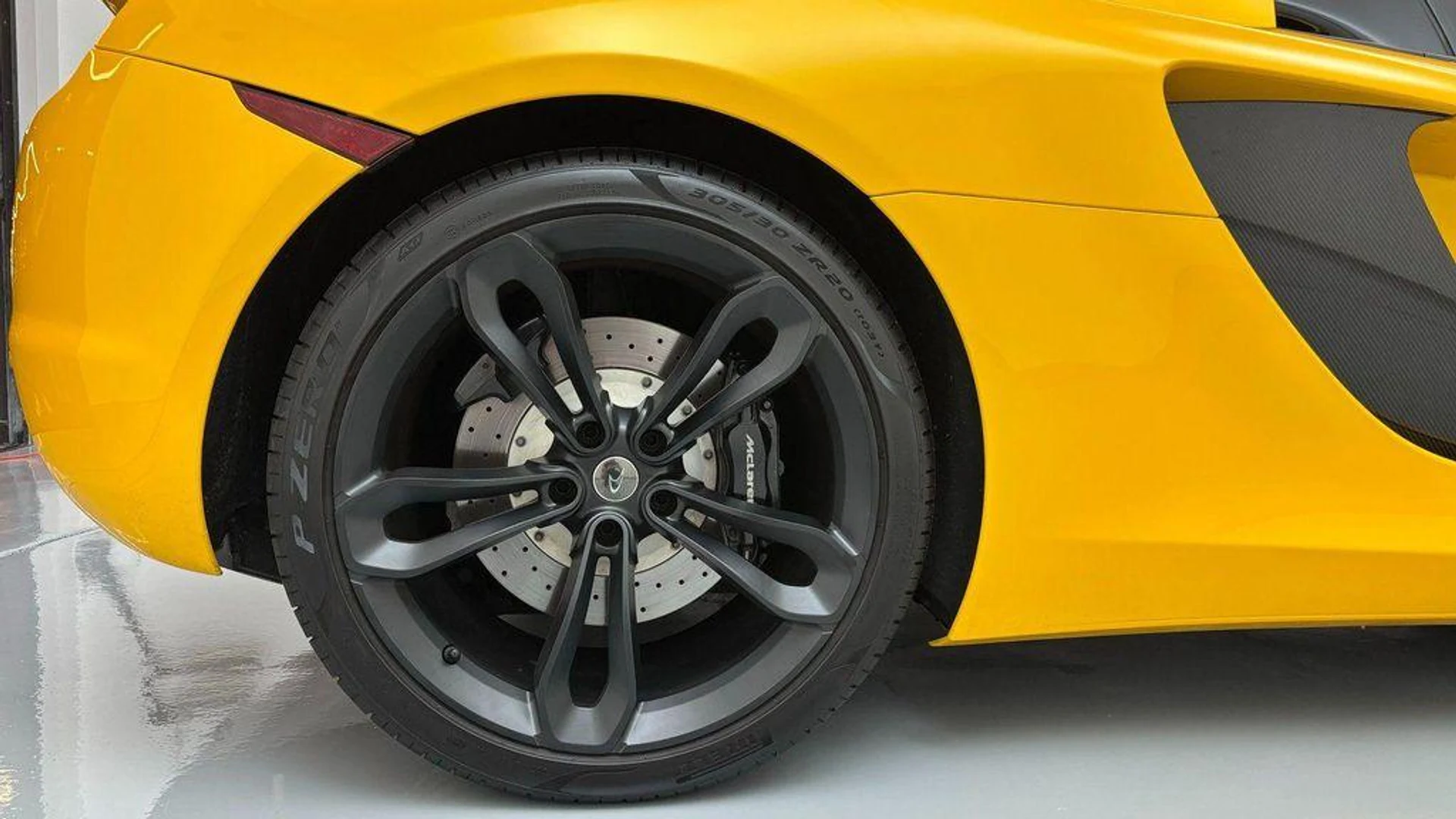 mph032_514436651_HM_1_ZK_Ow_W_6cam_Du0_uf_Fs_MV_Scw_31e479fbc1