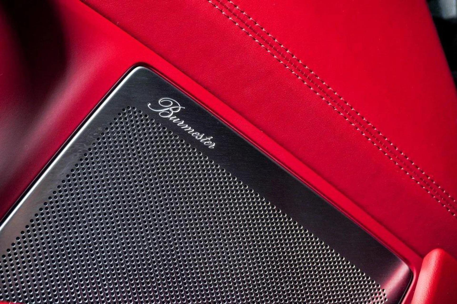 mph032_516995798_V_Gf_L1_P55_Mlm_H_Lz_Gqu_Mp_Y_Gv_Yv_Xa_Q_75061d957e