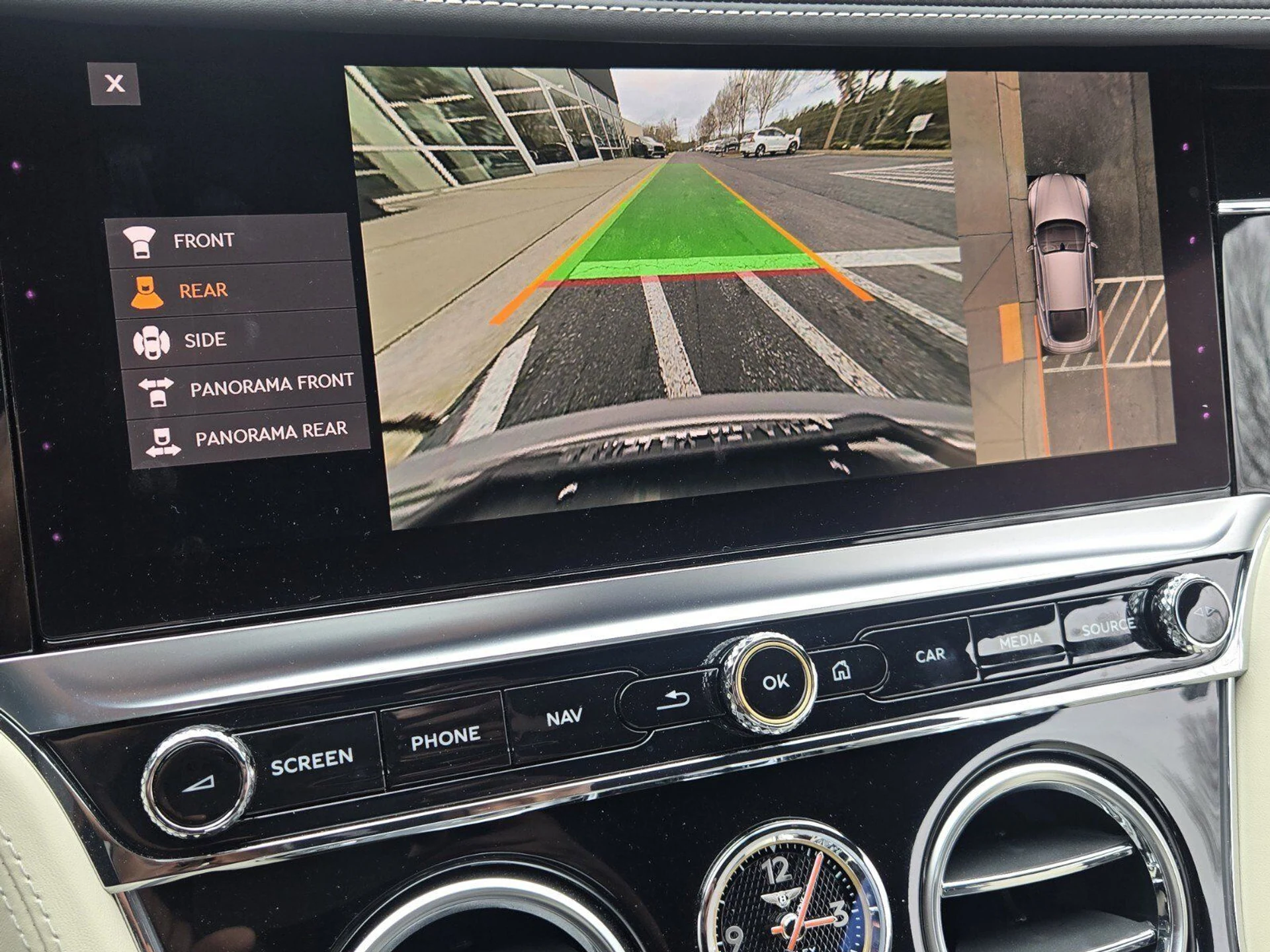 mph032_524175251_adc20eabb8c8d39f3a565bc559b83636x_c610209375