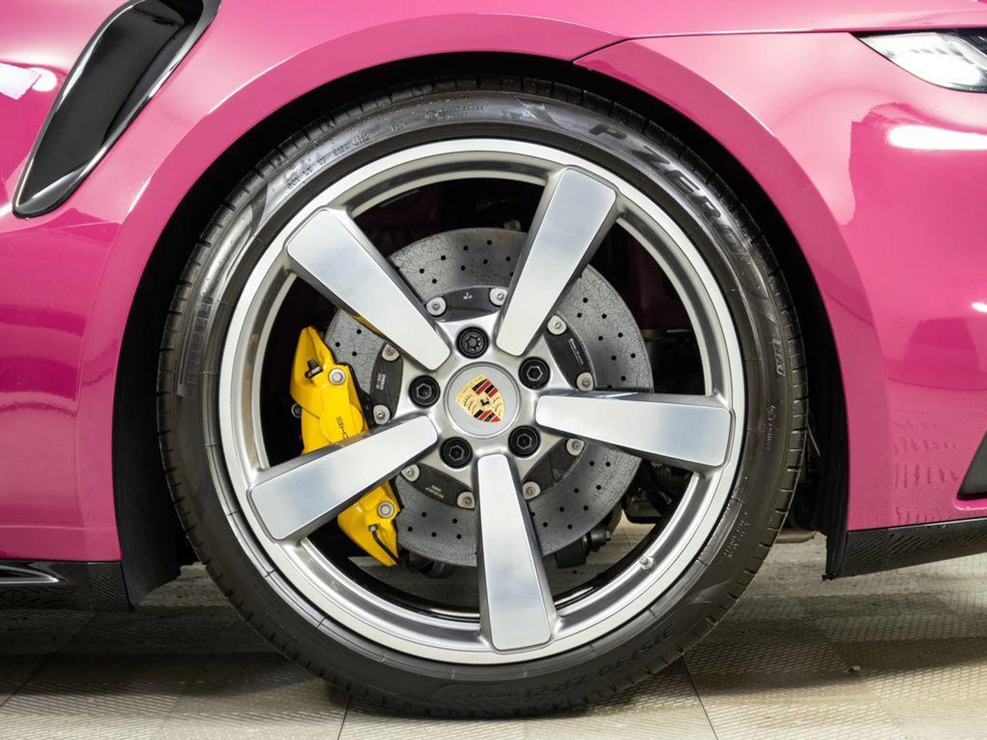 mph032_541988315_x_AHX_3tf_Q2n_Nr_Xzh_F5_HC_Qg_Byk_Uis_3c2134f2c3