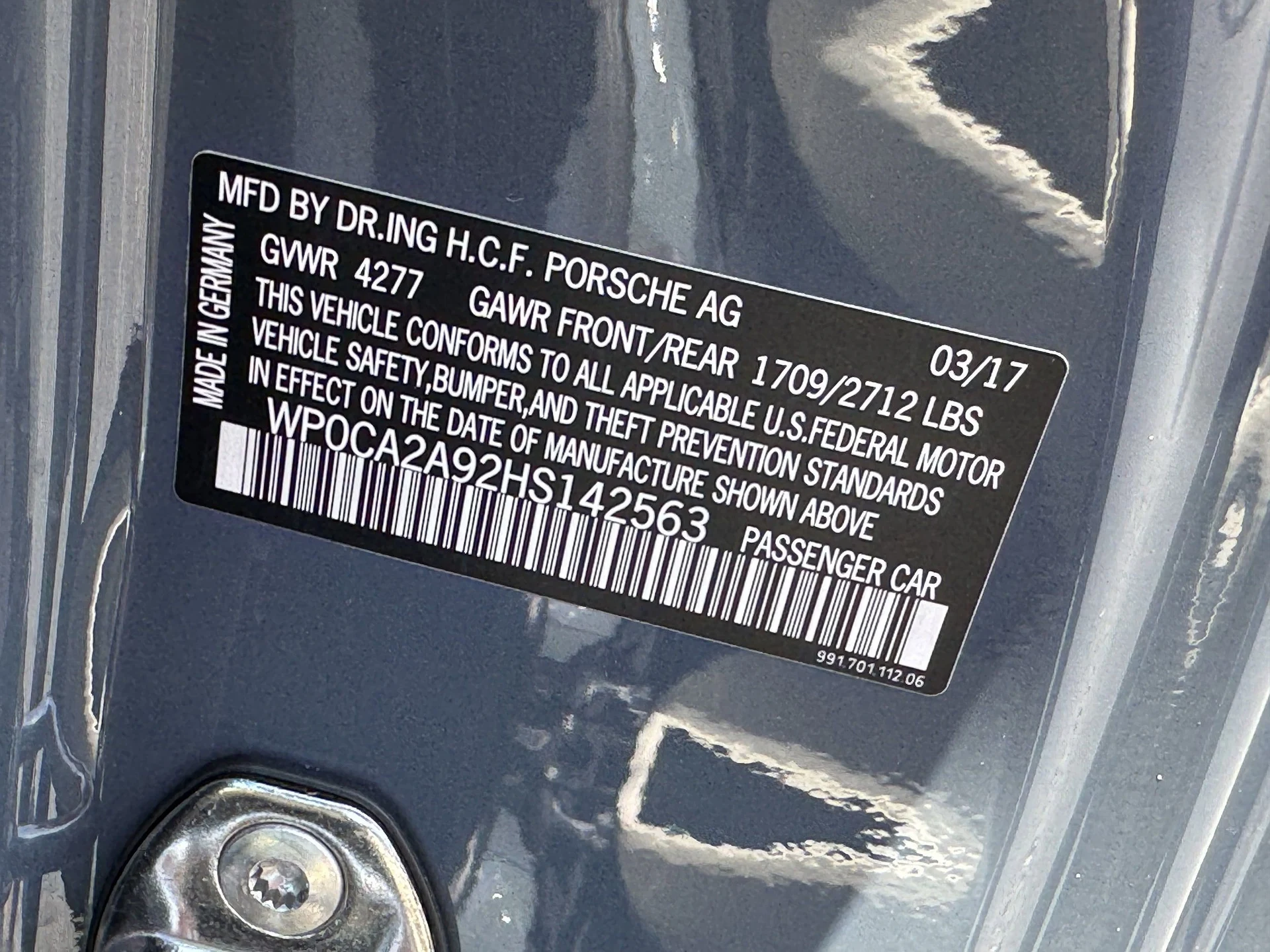 mph032_541994015_e5a03800cecb0ac91f1ef1271066f1f9x_1e2a865440