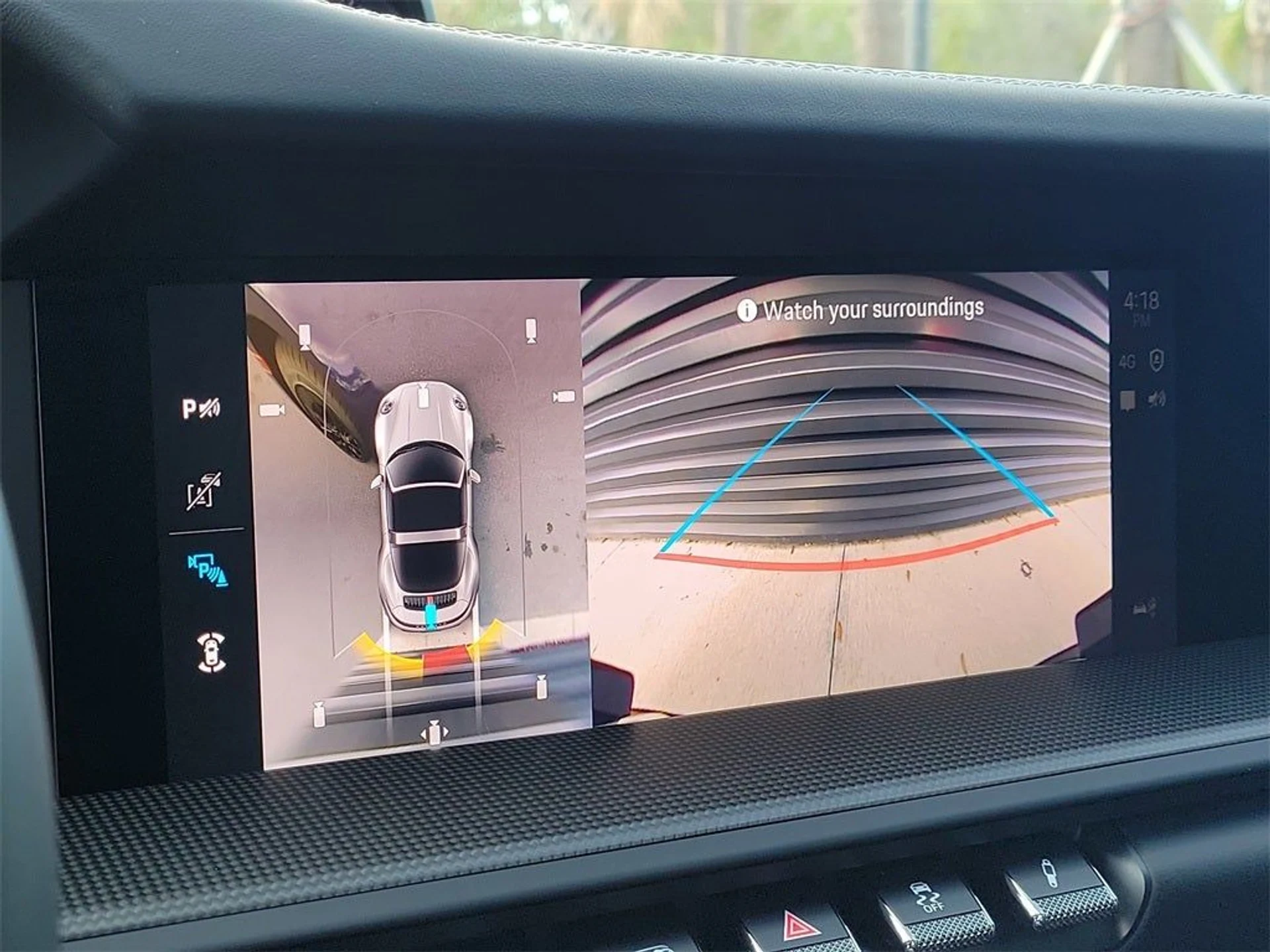 mph032_550939738_33_c917dad8e3