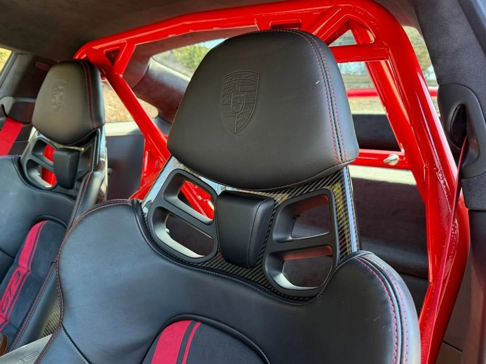 mph032_563307984_a125a0a082dd40cd9f2f2397500b906d_10695c3897