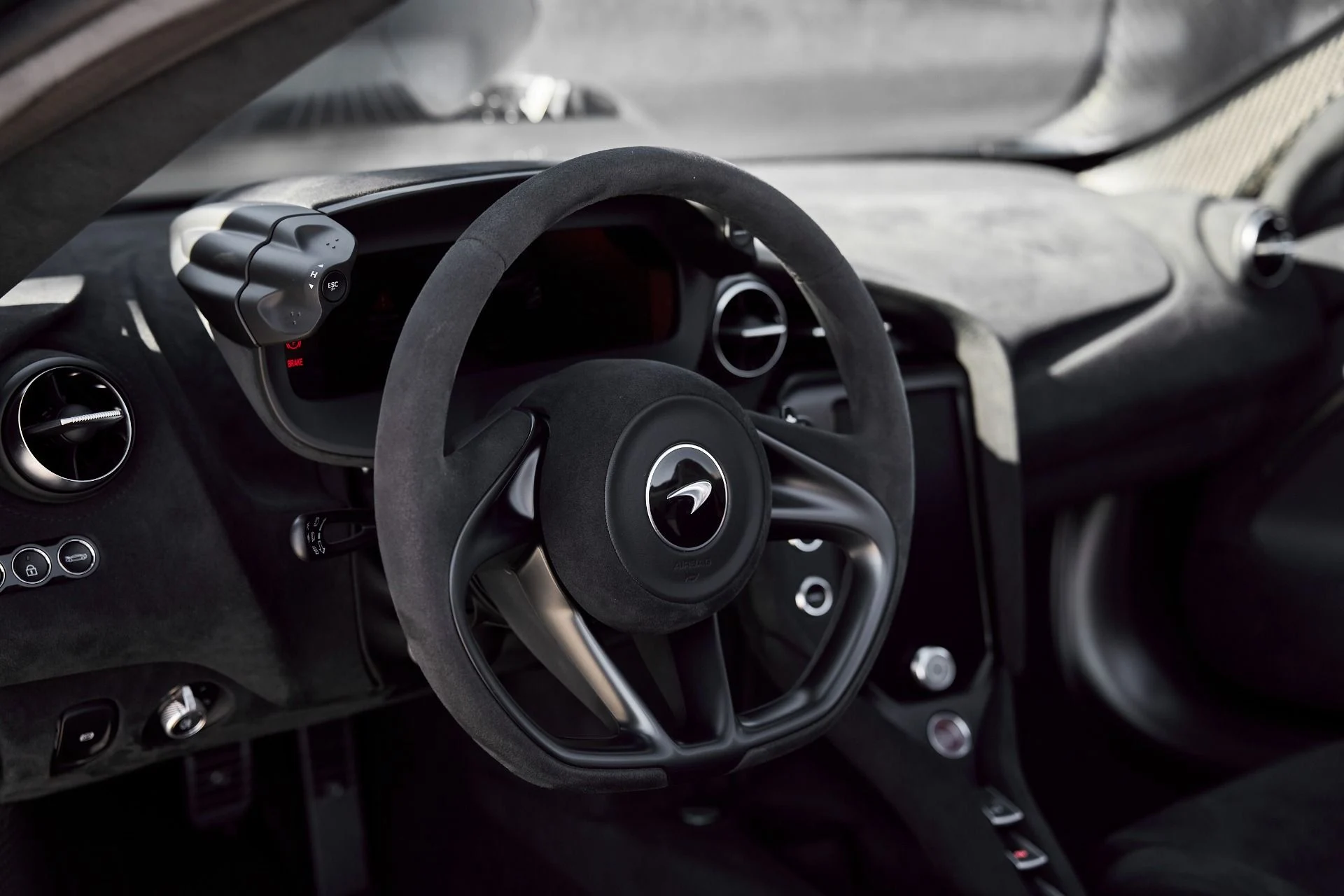 mph032_564165979_Used_2024_Mc_Laren_750_S_Spider_1762034322_dcc48aa9b5