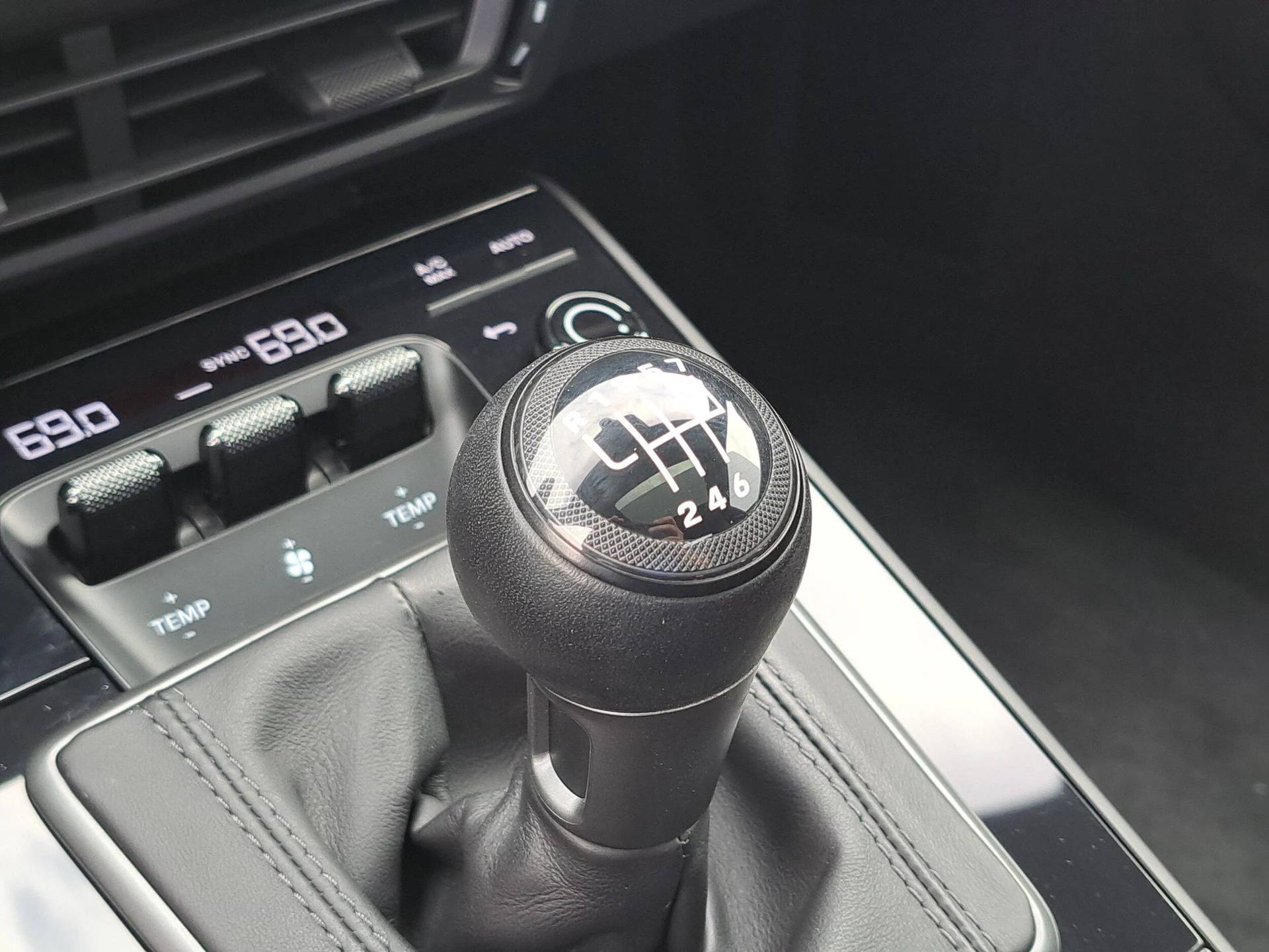 mph032_566257869_d08596536997e478c39cbdfcb05c383ax_80a7246452