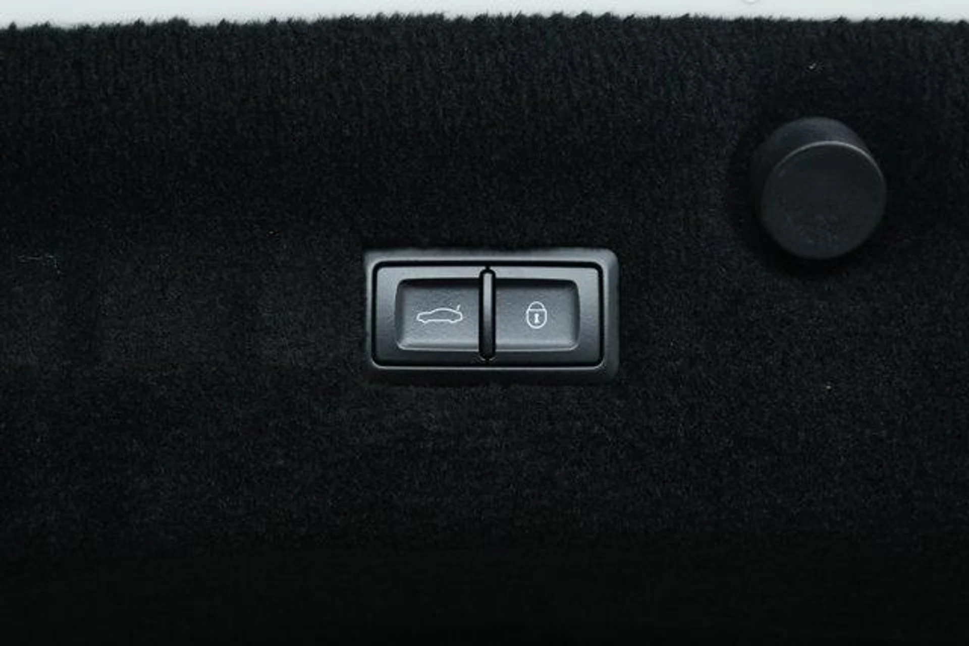 mph032_566816586_f_CO_8j00u_Qhy_YV_Ro_y_Sx_Q_Uqw35s_a77ea05fc4