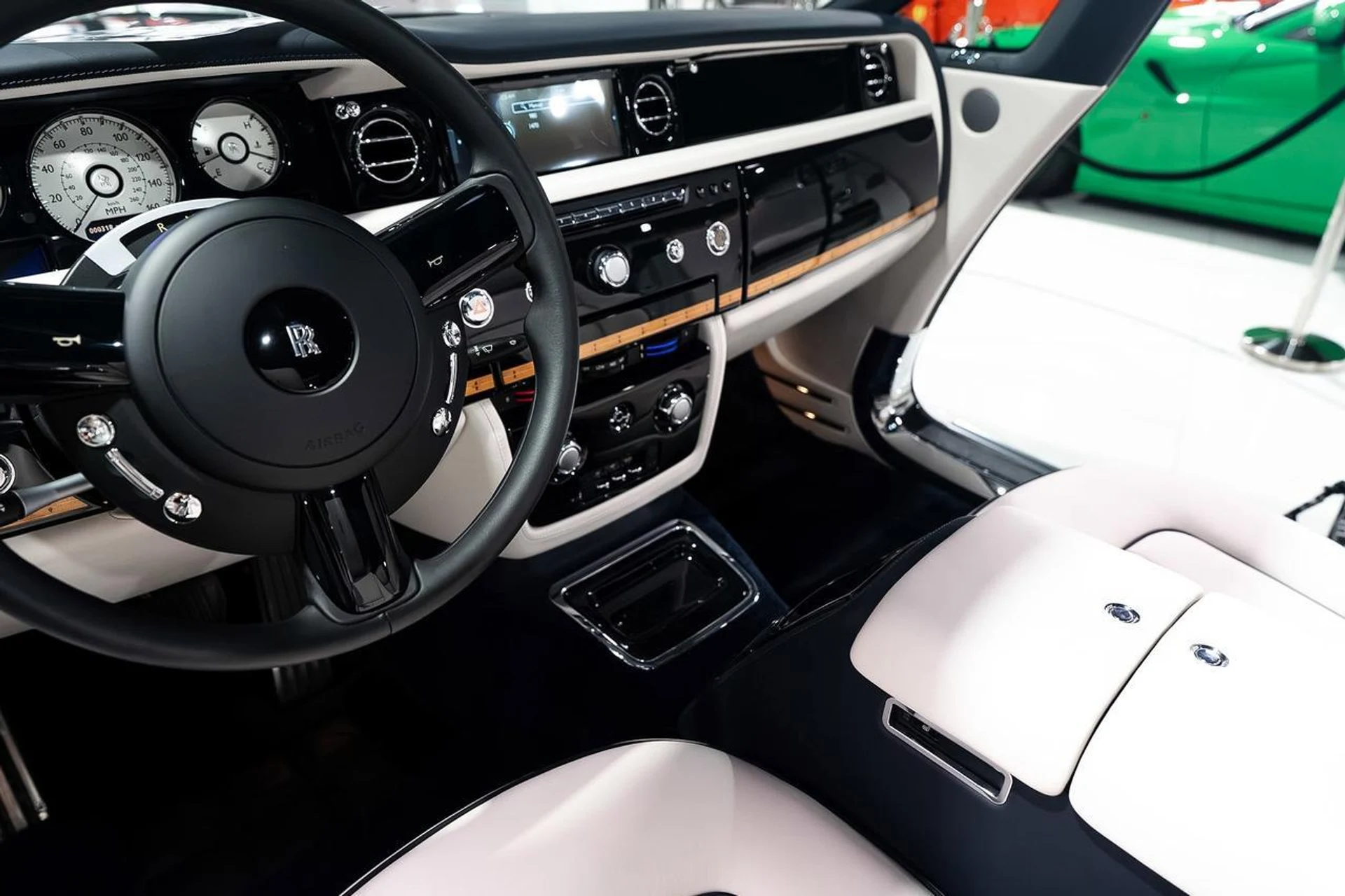 mph032_56792863_2716f5c1d5f8ba0a358785a575329a5e_07f349856e