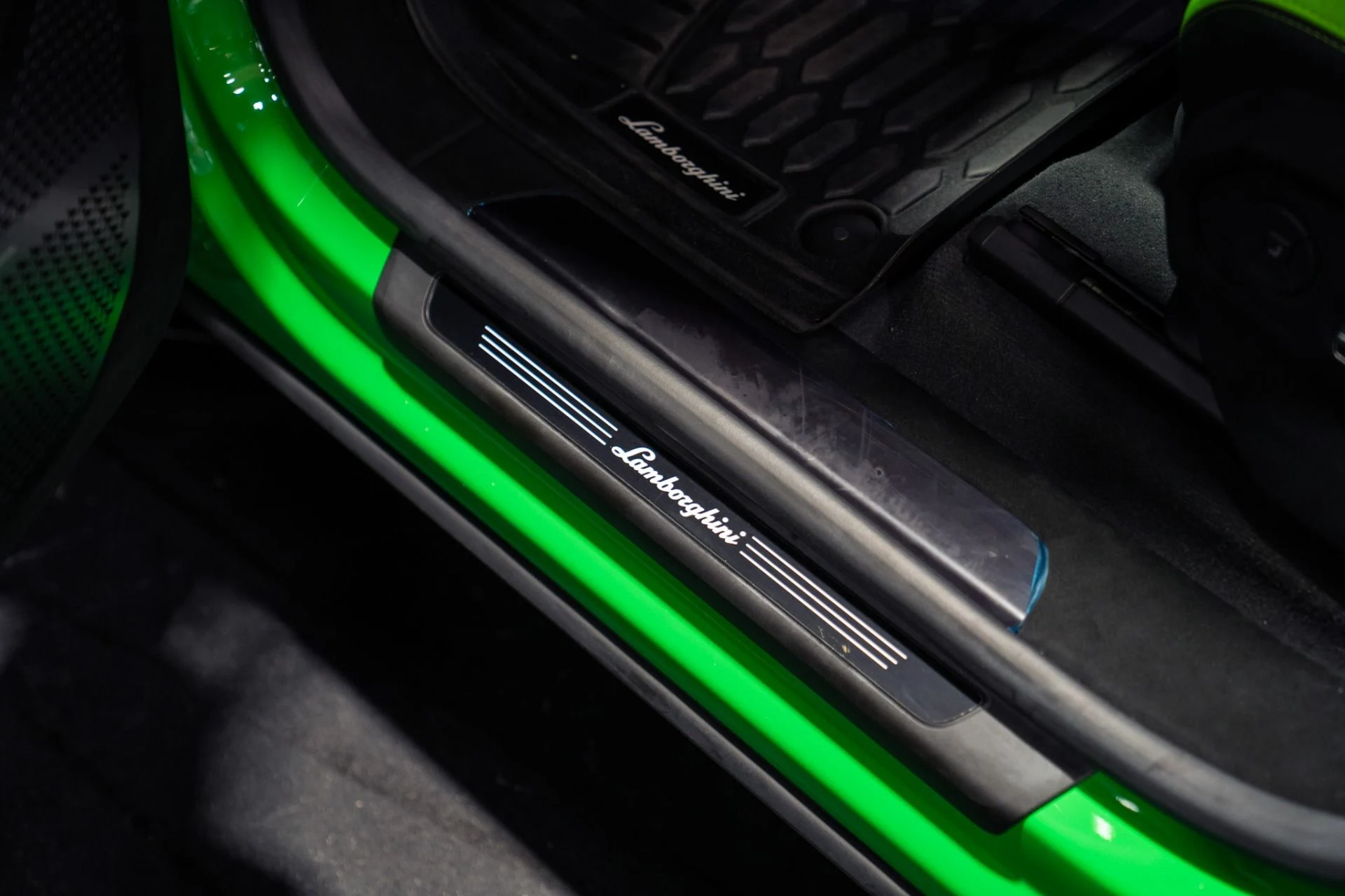 mph032_570910063_Used_2023_Lamborghini_Urus_Performante_Full_Carbon_Pack_Stealth_PPF_1785519907_df598312f0