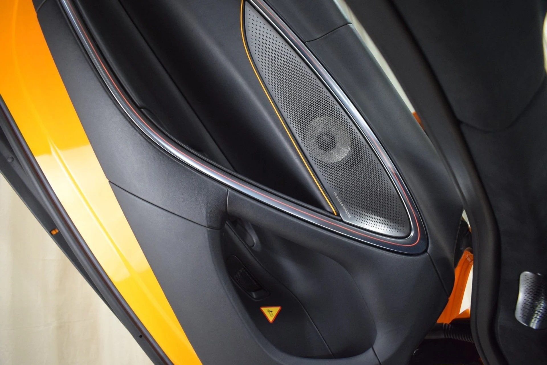 mph032_572530168_8a1833e5a708c3a4a93a5f5f7c9771cex_74ac8228f5