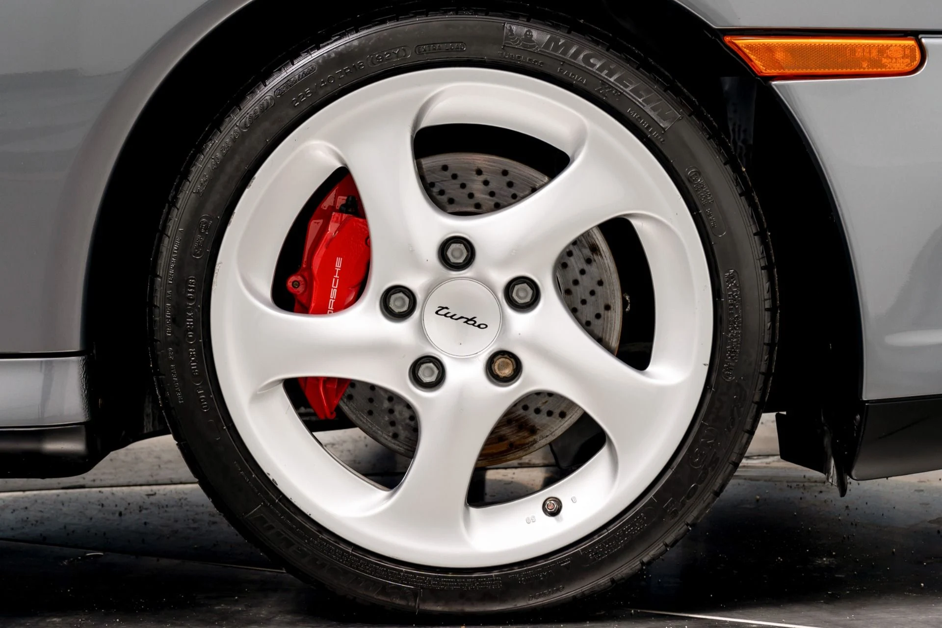 mph032_574423785_Used_2004_Porsche_911_Turbo_1756500843_f7e15089a5