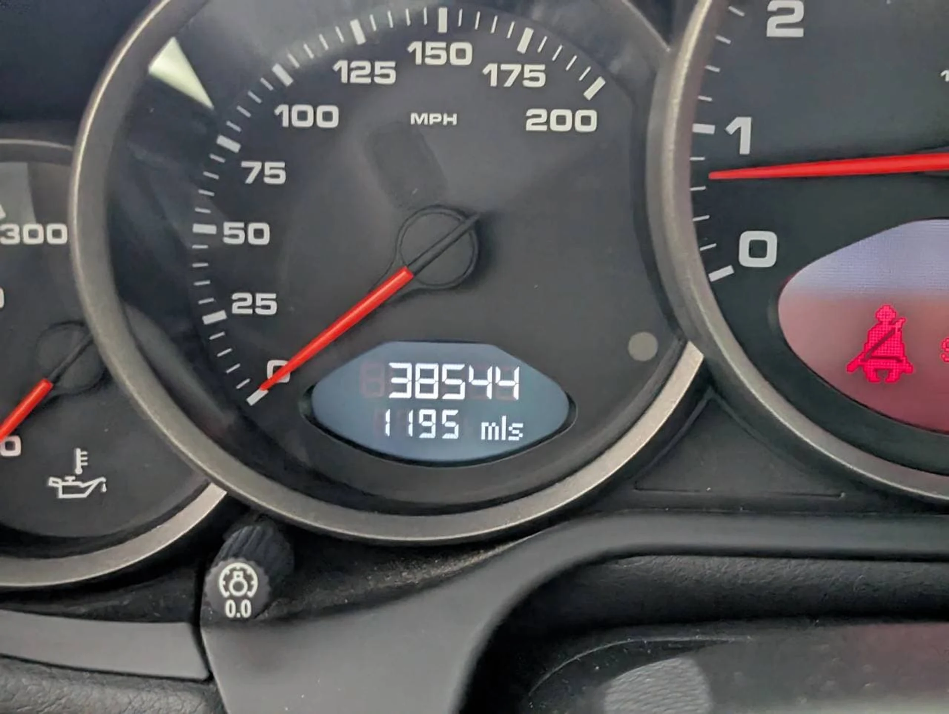 mph032_579849322_dbea2196772a02551609f55627f23329x_306aaf0584