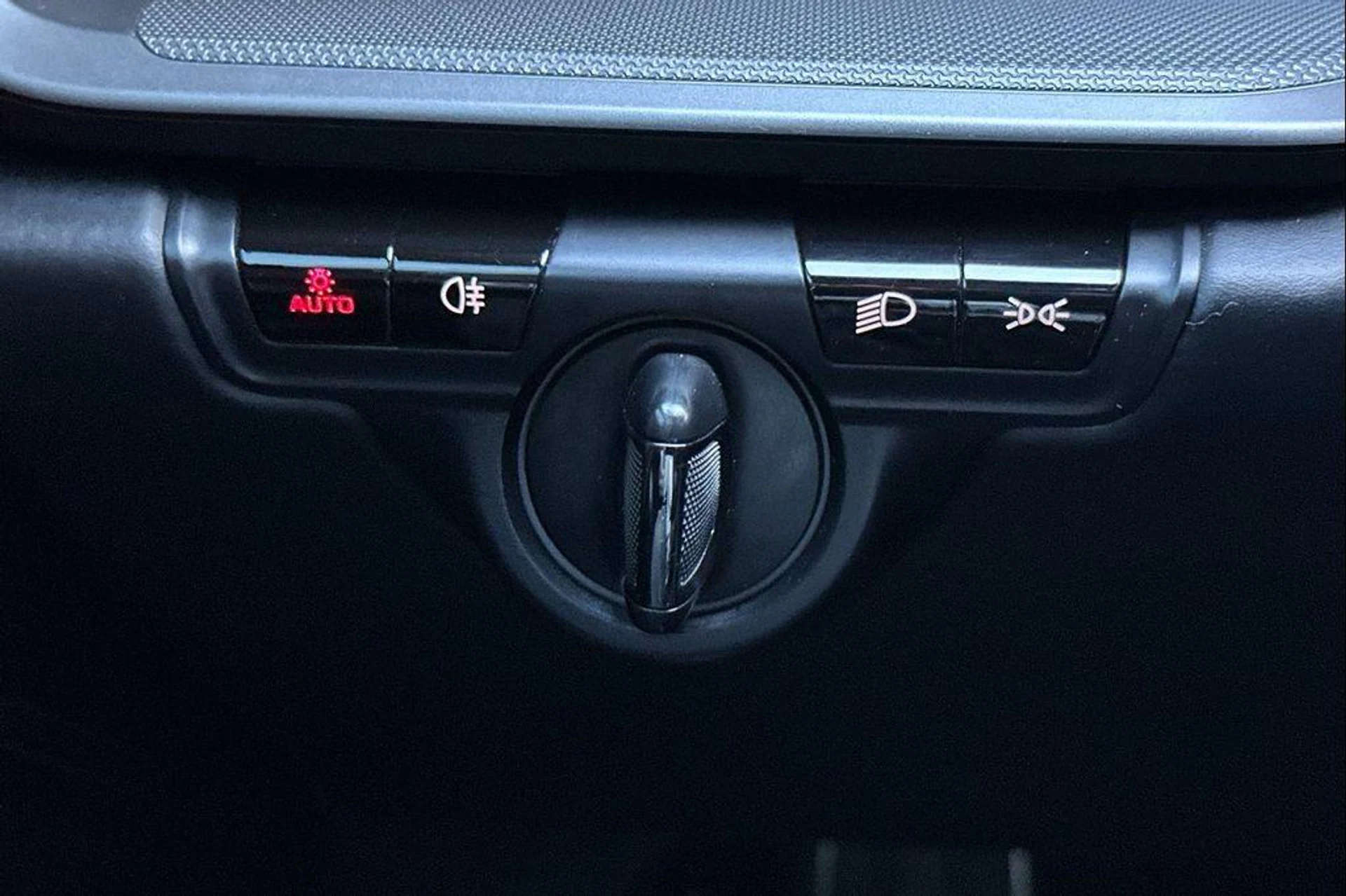 mph032_582973713_Q_XE_XRD_Odx_ZESSCBGKA_57_Hq_Rk_I_de0edcc499