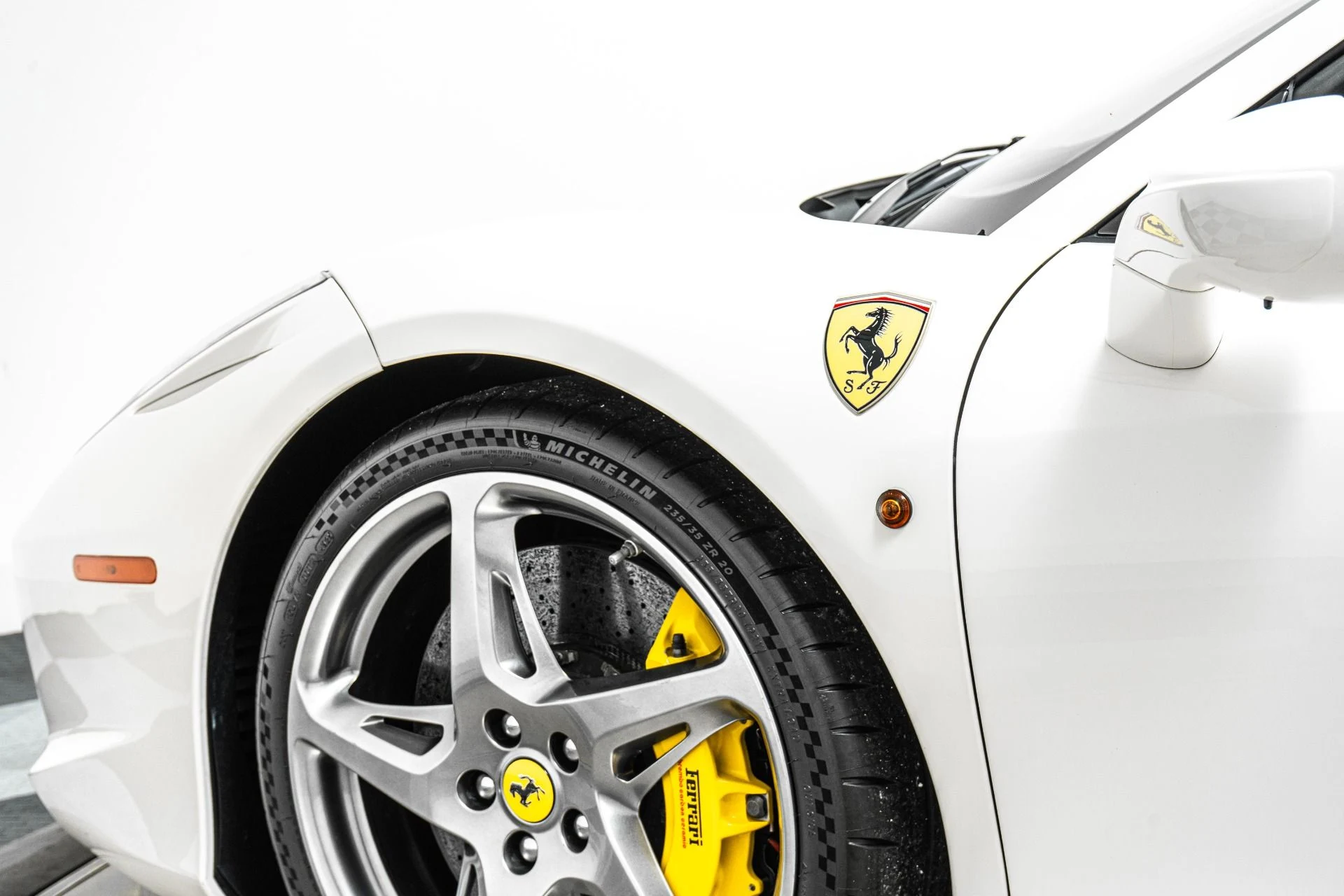 mph032_587284604_Used_2014_Ferrari_458_Spider_1788900825_e8fc8ec983