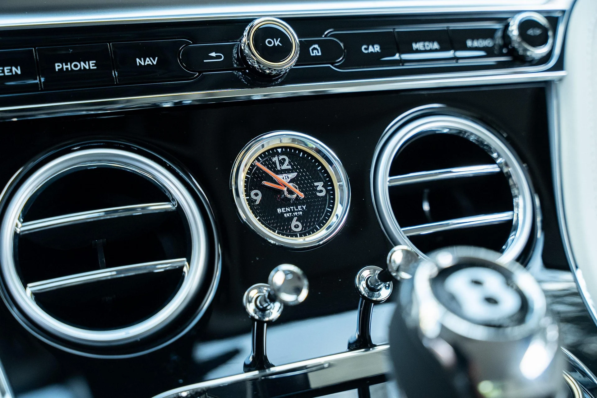 mph032_58734200_439893878_688857fe327455e0273381e2_d18989b2be