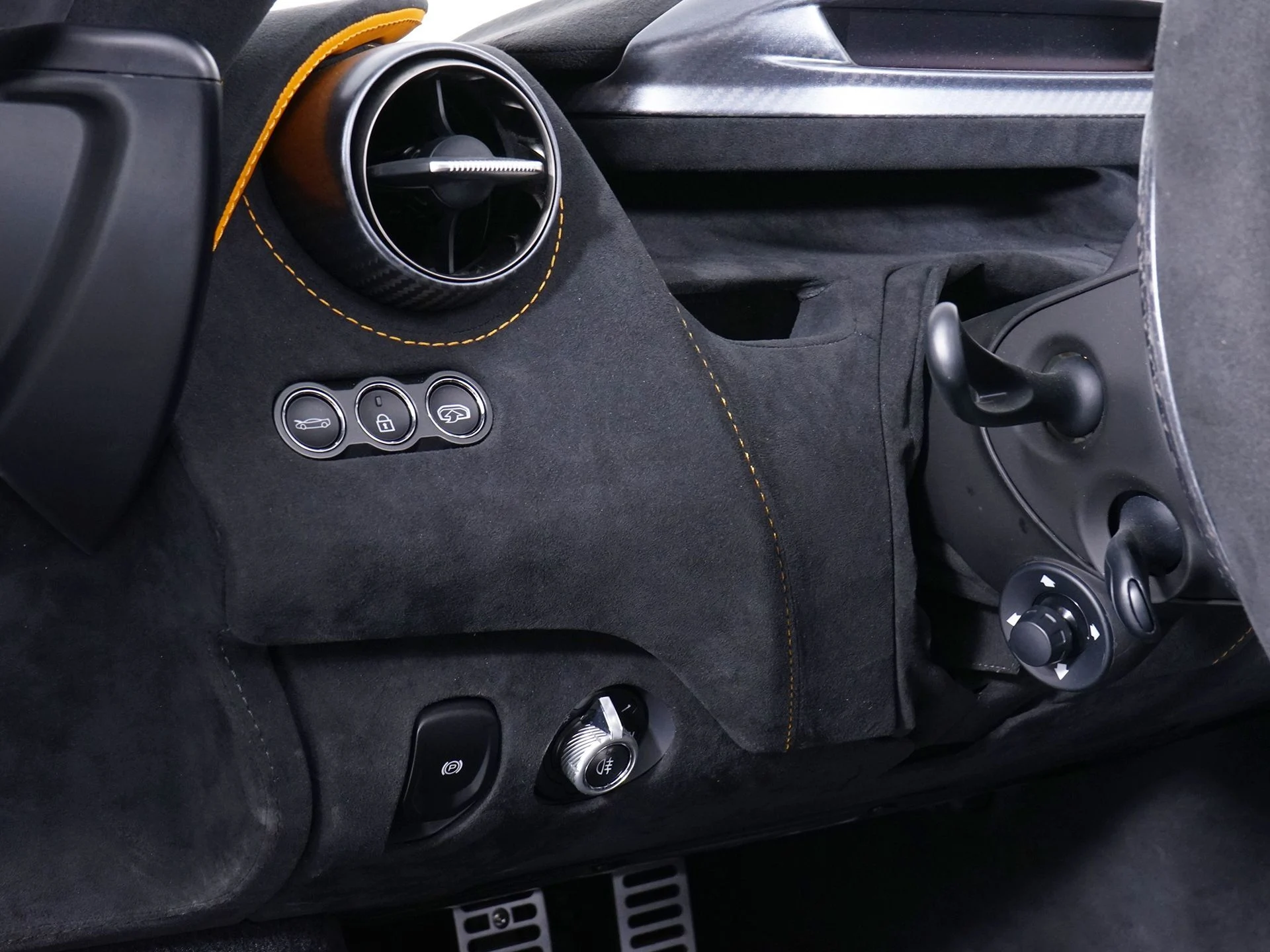 mph032_587394618_2b6f1bdcbea5c5c26041b12d16d43ef2x_f0b32e5574