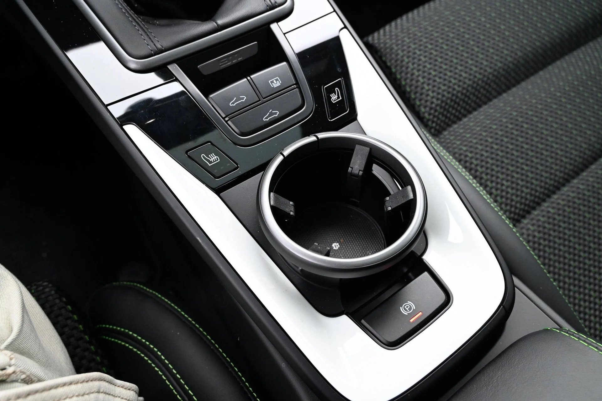 mph032_590123162_782235fddef048169ba5cbf8c7ee1803_702b710c07