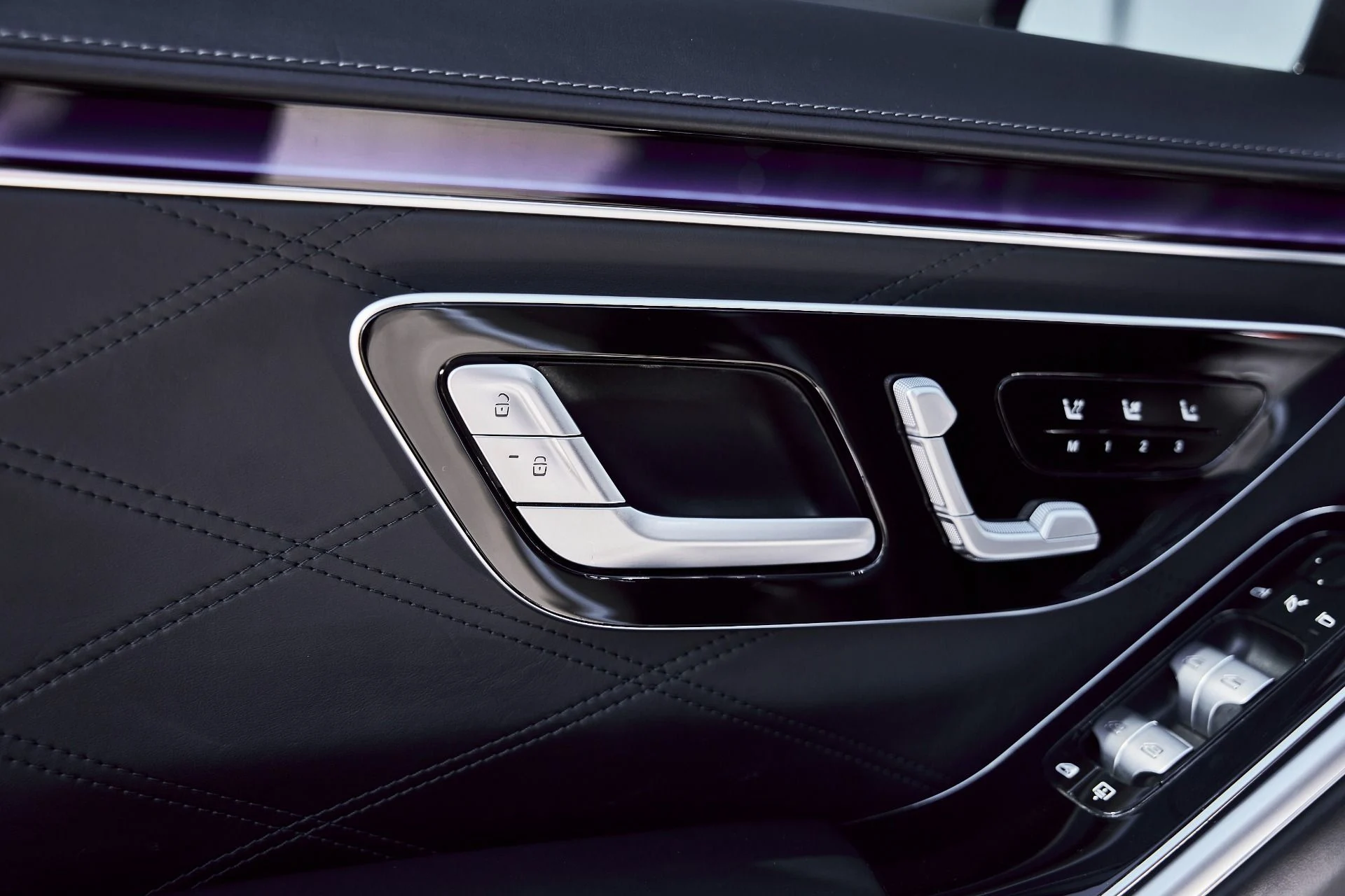 mph032_591439828_Used_2021_Mercedes_Benz_S_Class_Maybach_S_580_1773278696_522866d4e7