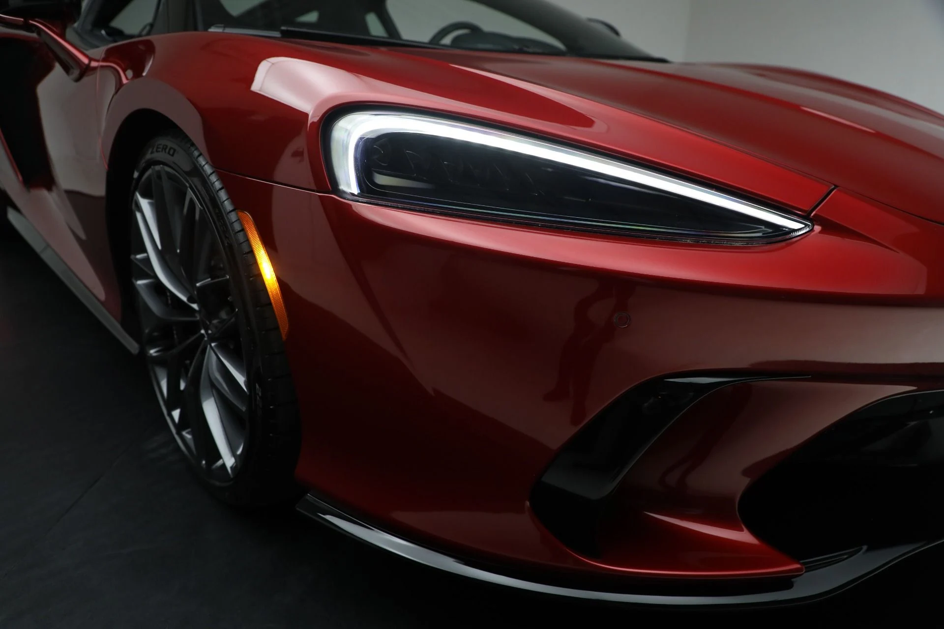mph032_593754302_New_2025_Mc_Laren_GTS_Tech_Lux_0dfc1558d7